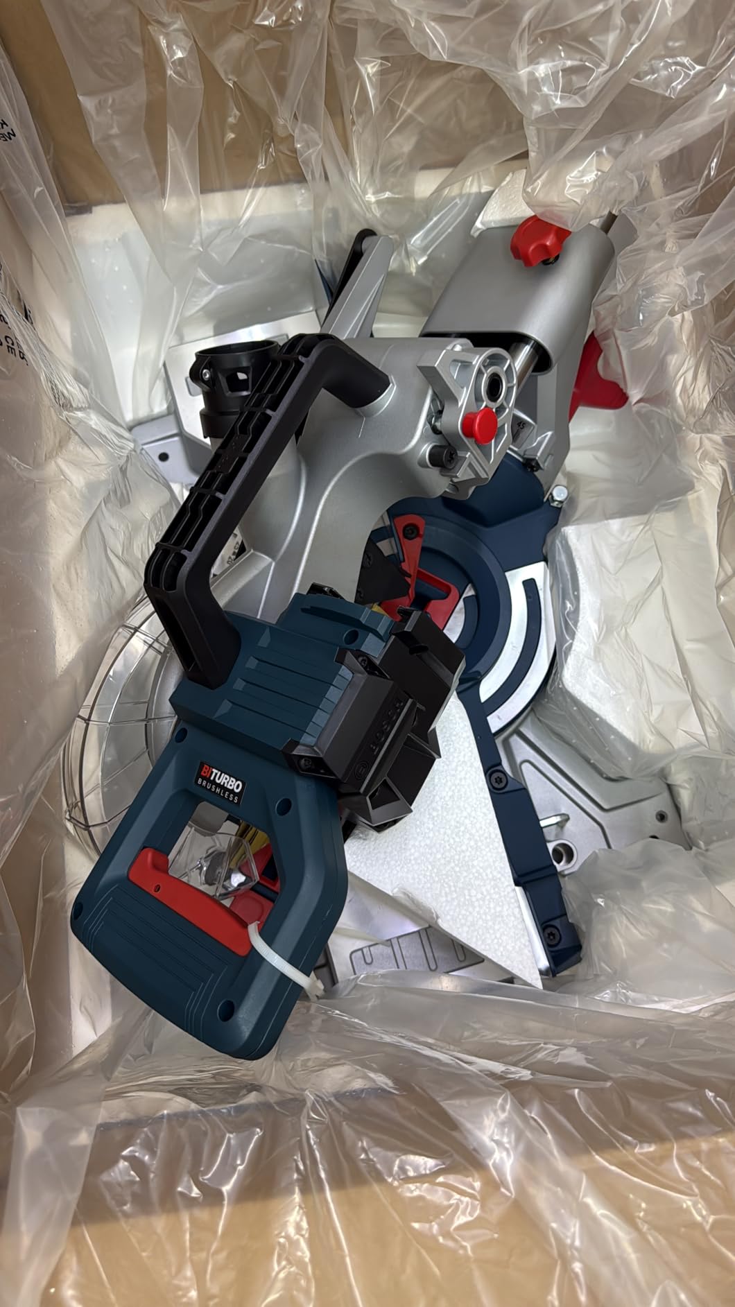 BOSCH GCM18V-07SN PROFACTOR 18V 7-1/4 In. Single-Bevel Slide Miter Saw - Mobile, Cordless Solution (Bare Tool) customer photo 1
