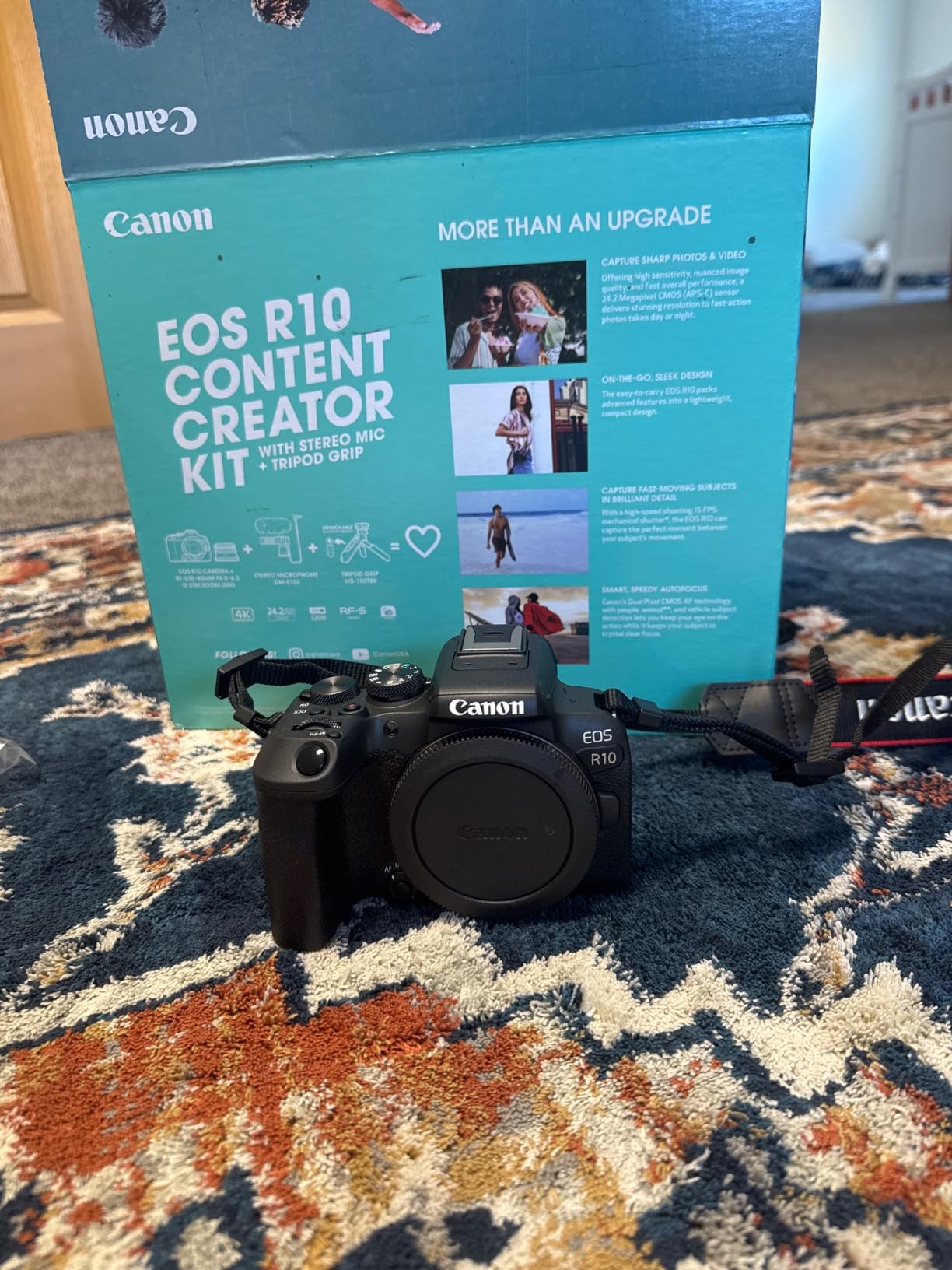 Canon EOS R10 Content Creator Kit, Mirrorless Vlogging Camera with RF-S18-45mm F4.5-6.3 is STM Lens, Tripod and Stereo Microphone customer photo 1