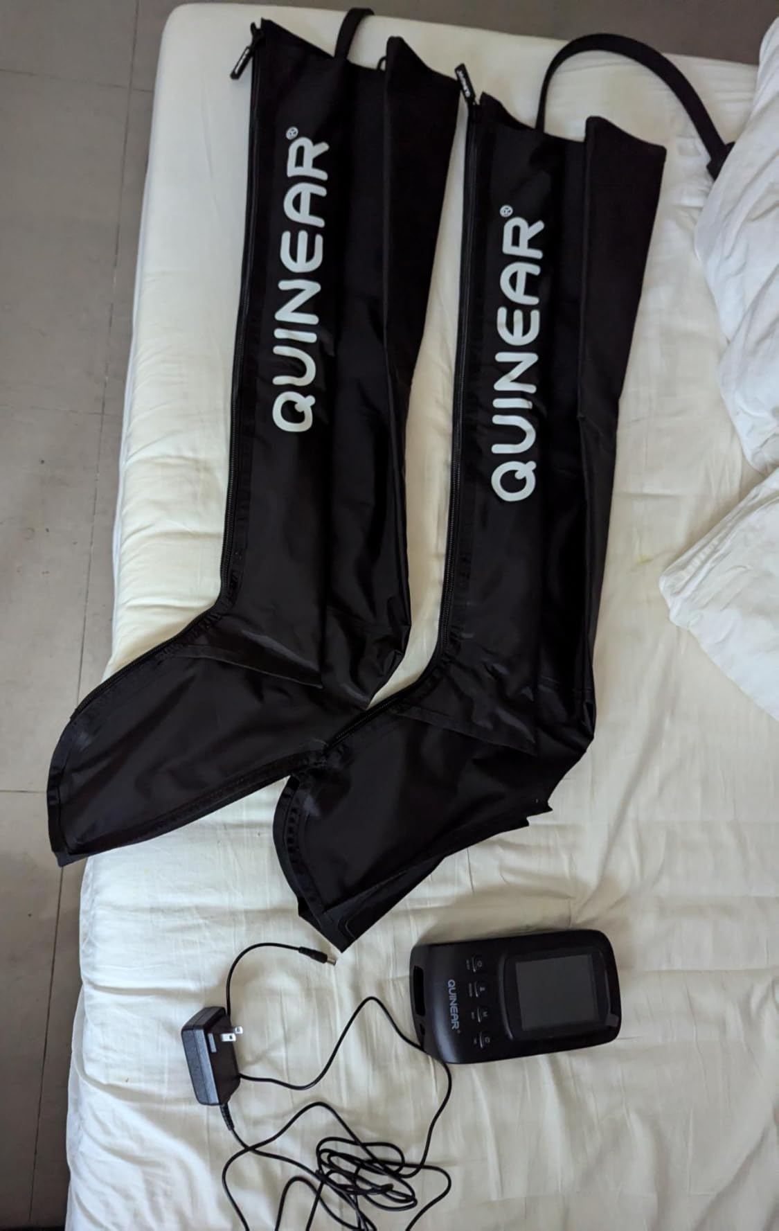 QUINEAR Air Compression Recovery System, Professional Sequential Device for Massage Therapy, Foot and Leg Recovery Boots to Improve Circulation for Athletes, FSA-HSA Eligible (Large) customer photo 2