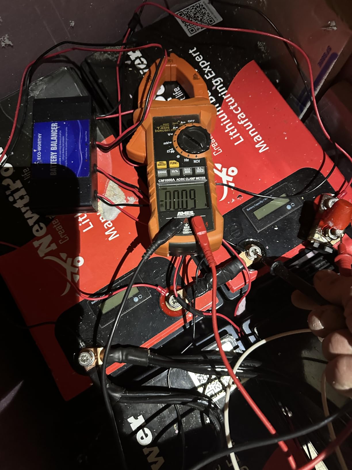 12V 200Ah Small-Volume LiFePO4 Lithium Battery,150A BMS,10000+ Deep Cycle Lithium Iron Phosphate Battery Great for Winter Power Shortage, RV, Marine and Off Grid Applications (1) customer photo 1