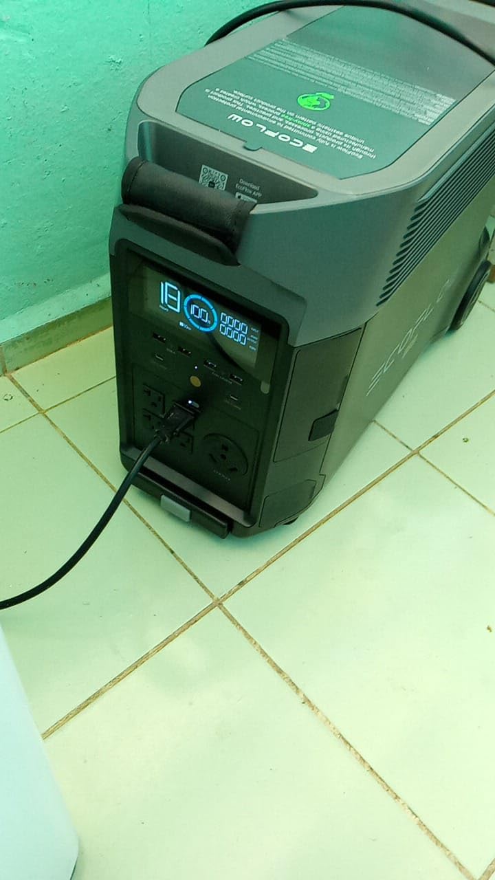 EF ECOFLOW Portable Power Station DELTA Pro, 3600Wh LiFePO4 Battery, 3600W AC Output, Solar Generator for Home Backup, Power Outage, Camping, RV, Emergencies customer photo 1