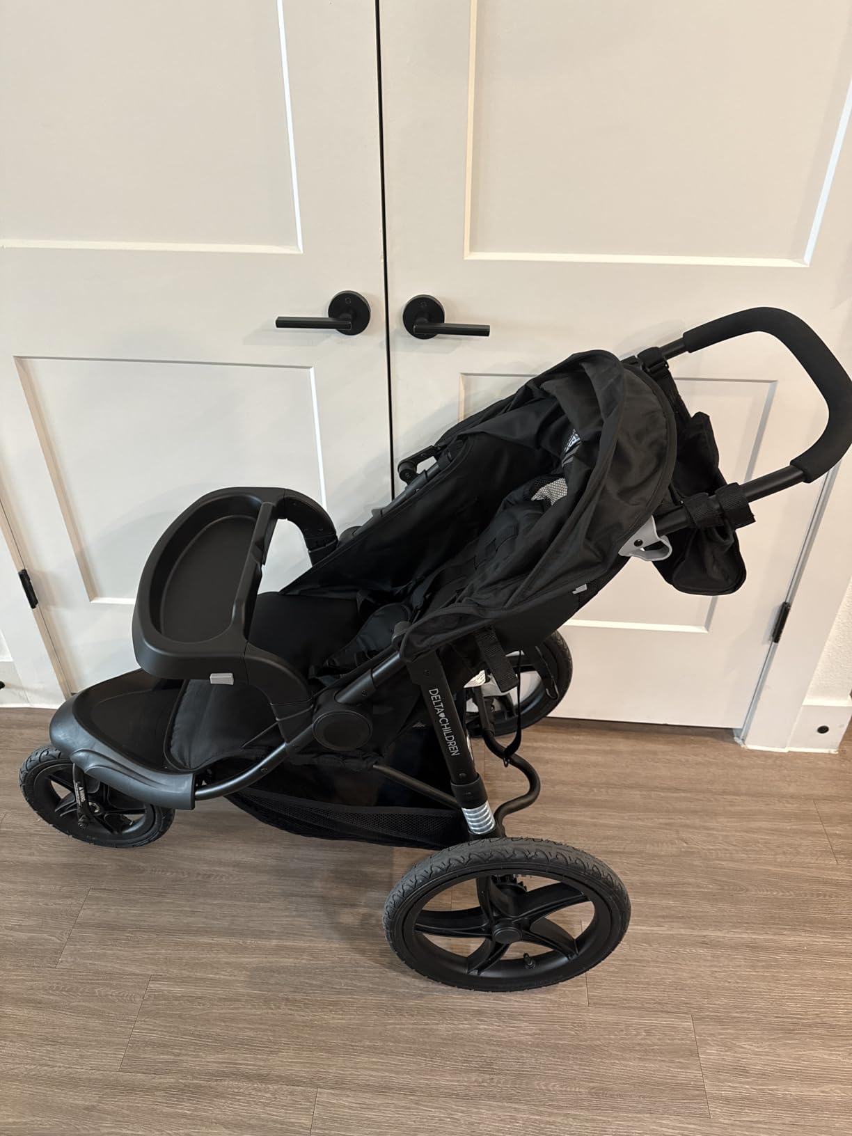 Delta Children Apollo Jogging Stroller - Shock Absorbing Frame with Large Canopy & Recline customer photo 2