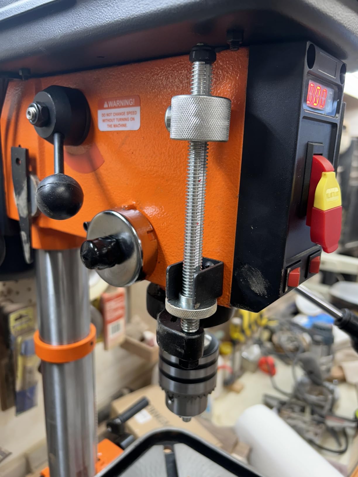 VEVOR 12 in Benchtop Drill Press, 5 Amp 120V, Variable Speed Cast Iron Bench Drill Press, 12 in Swing Distance, 0-45 Degree Tilting Worktable with Laser Work Light customer photo 1