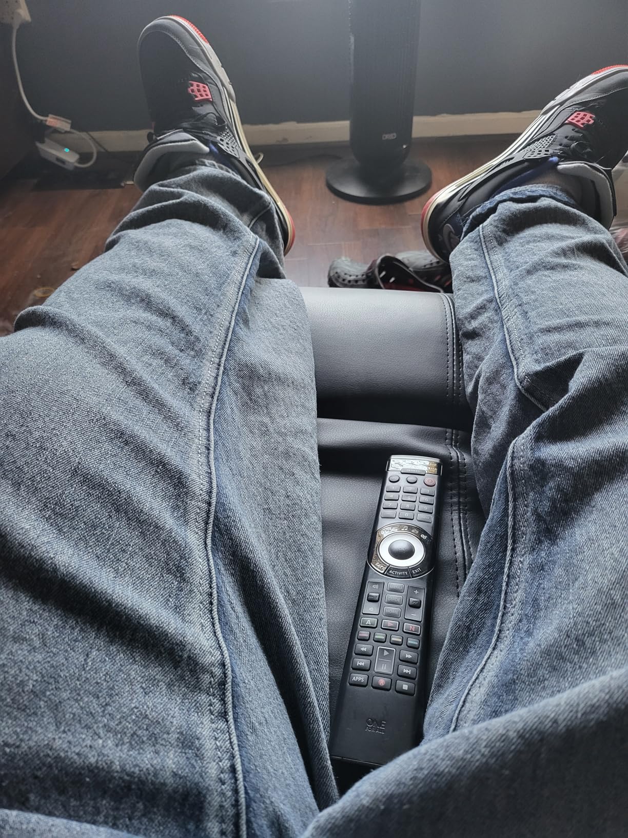 Korser Recliner Chair, Rocking Chair with Massage and Heat, 360 Swivel Recliner Chairs for Adults, Rocker Manual Recliner with Remote Control and Cup Holder for Living Room, Bedroom, Nursery customer photo 2