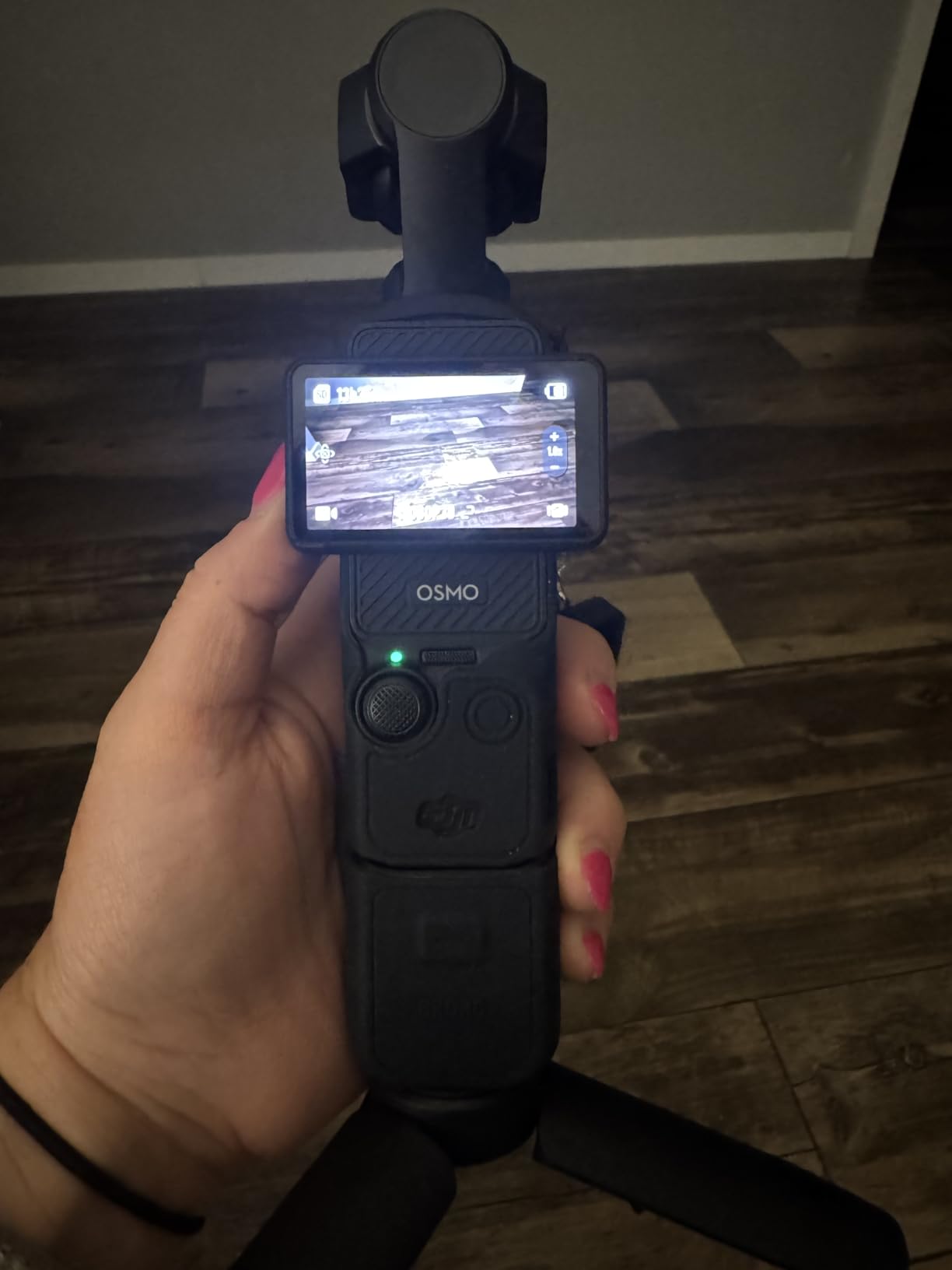 DJI Osmo Pocket 3, Vlogging Cameras with 1