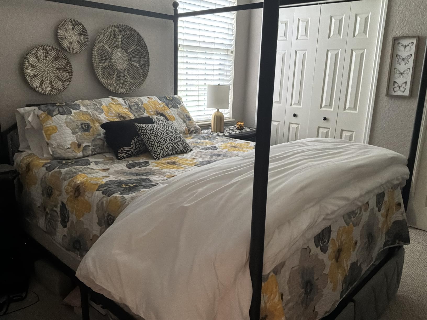 Keyluv King Upholstered Canopy Bed Frame with 3 Storage Drawers & Button Tufted Headboard, Metal Platform Bed with 4 Removable Posts, Two-Purpose Velvet Bed, Dark Grey/Curtain Not Included customer photo 1