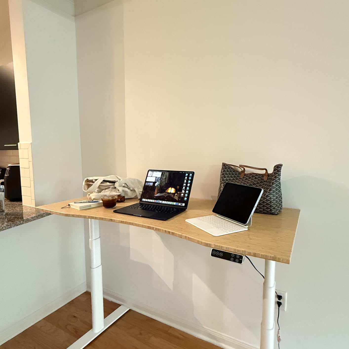 FLEXISPOT E6 Pro Oval Leg Dual Motor 3 Stages Bamboo Electric Standing Desk 55x28, White Frame customer photo 2