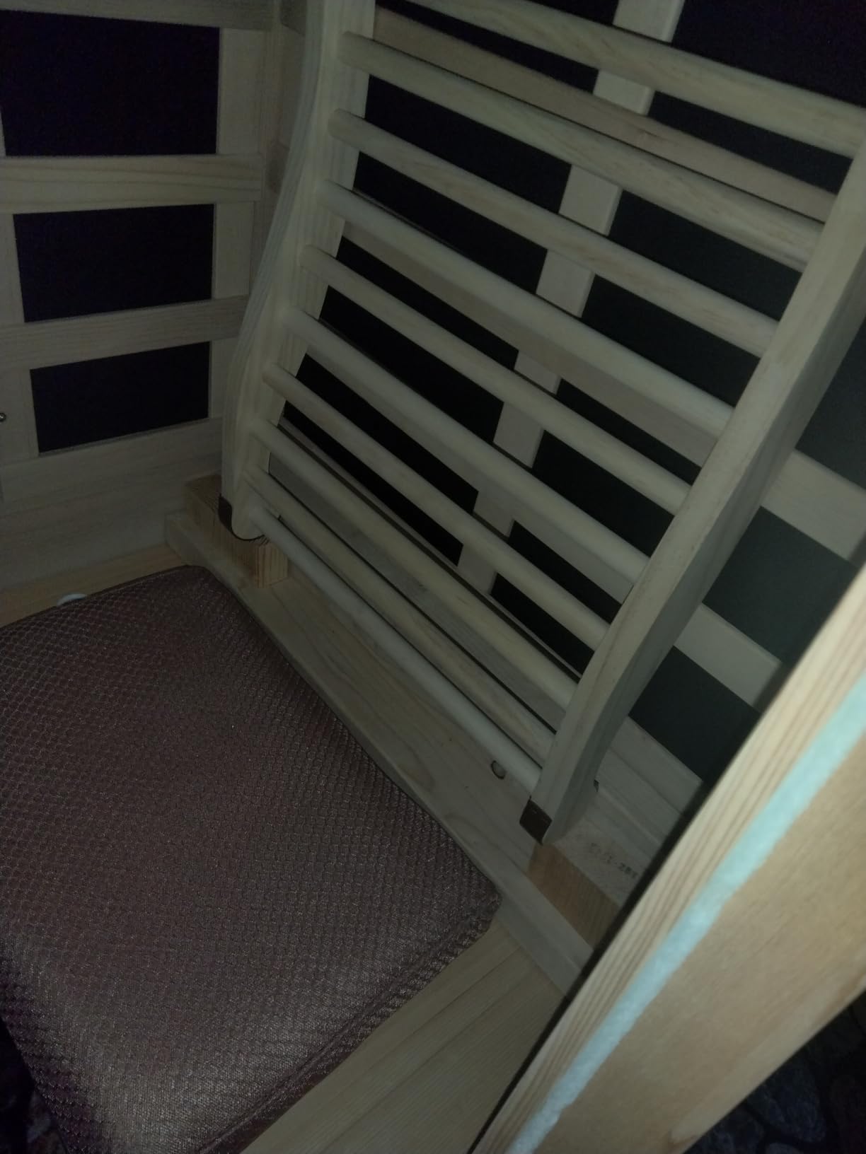 OUTEXER Infrared Sauna 2000W Wooden Saunas Home Spa Room Wood Low-EMF Indoor Saunas with 7 Color Starry Sky Ceiling Light for Two Person 74.8 * 47.2 * 41.3Inch customer photo 2