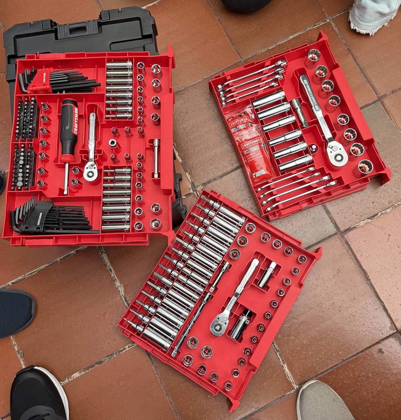 CRAFTSMAN 230 Pcs Mechanics Tool Set, Socket Wrench Set, Car Tool Kit with VERSASTACK Toolbox, SAE and Metric, 1/4 in, 3/8 in, and 1/2 Drive, Short and Long Arm Hex Keys (CMMT45306) customer photo 2