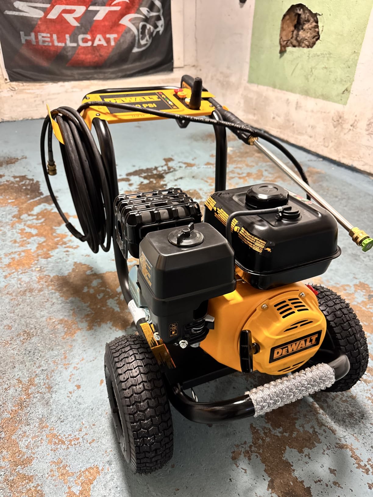 DeWalt DXPW3400PRNB-S PressuReady 3400 PSI Gas Pressure Washer with Quick Start Technology, 2.5 GPM Axial Cam Pump, 208cc Engine, Cold Water, Includes 25-Ft Hose, Nozzles, Spray Gun & Wand, 49-State customer photo 2
