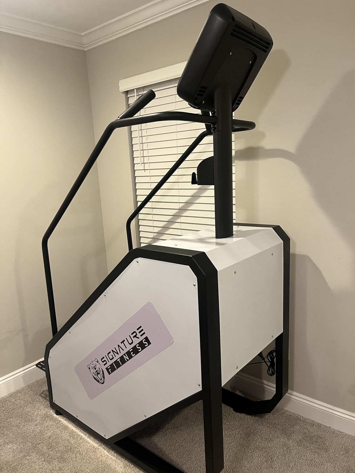 Continuous Climber Commercial Grade Stair Stepping Machine for Cardio and Lower Body Workouts customer photo 1