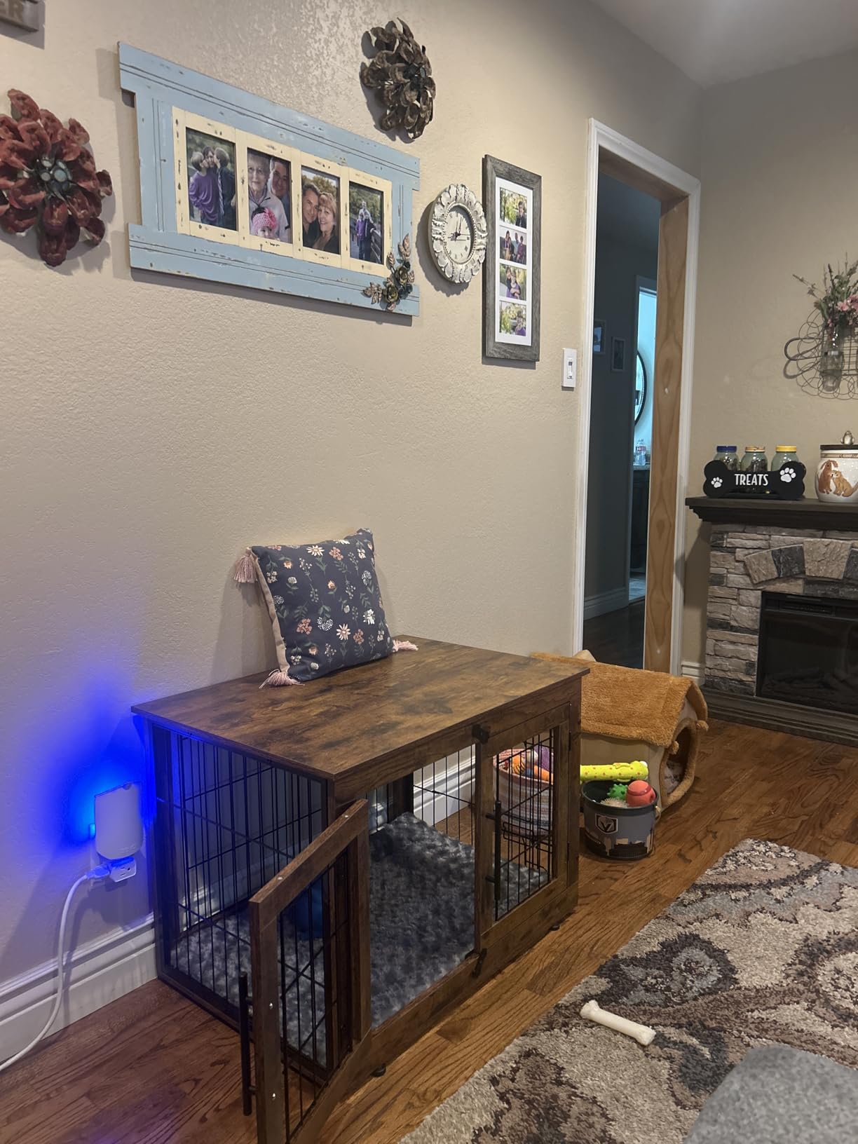 Lulive Large Dog Crate Furniture, 38'' Wooden Dog Crate End Table, Double Door Dog Kennel Indoor with Cushion & Wheels, Decorative Dog Cage House Chew-Resistant for Large/Medium, Grey customer photo 2