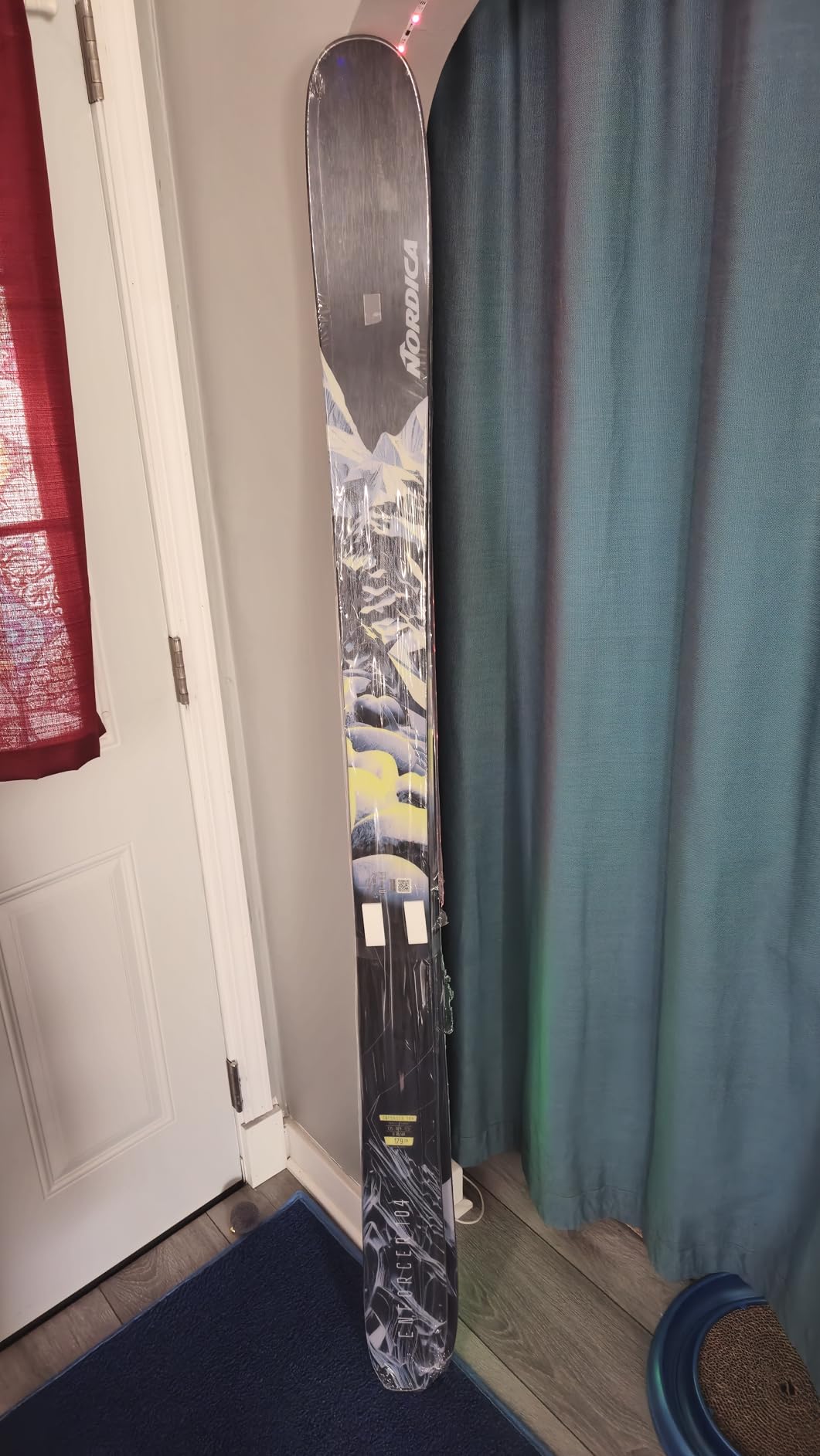 Nordica Unisex Adults Enforcer 104 Lightweight Smooth Maneuverable All-Mountain Skis customer photo 1