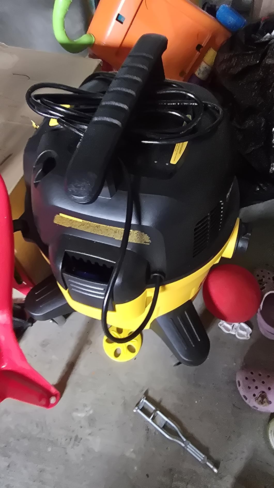 DEWALT STEALTHSONIC Wet Dry Shop Vac 6 Gallon, Shop Vacuum Wet and Dry 5 HP, Ultra Quiet Shopvac with Powerful Suction, DXV06P-QT customer photo 1