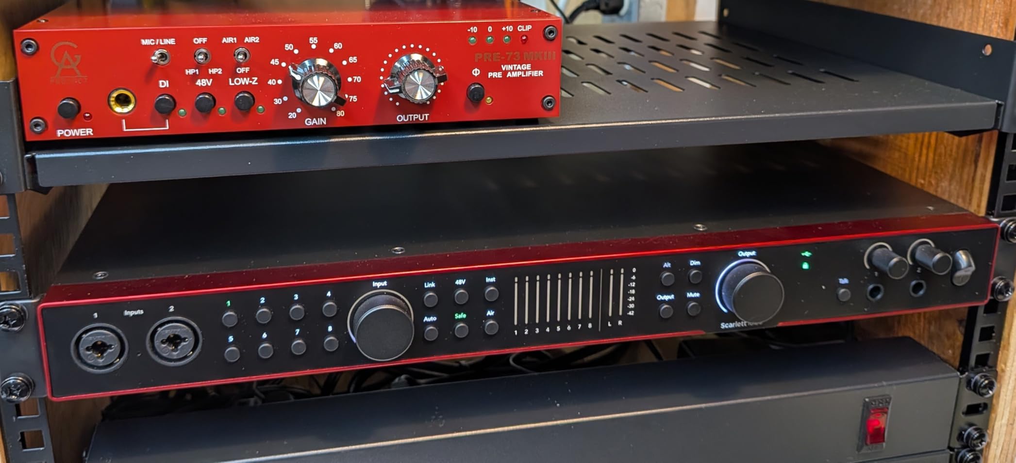 Focusrite Scarlett 16i16 4th Gen USB Audio Interface for Songwriting, Music Production, Recording, and Podcasting customer photo 1