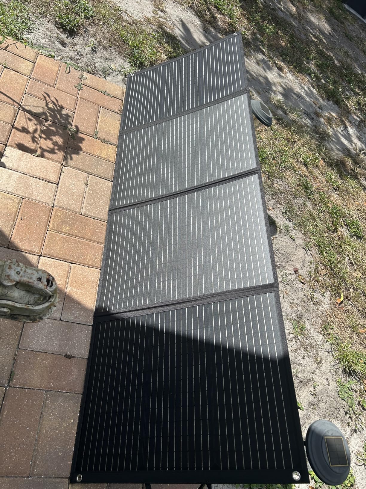 OUKITEL P2001 Plus 2400W Solar Generator with 200W Solar Panel, 2048Wh Solar Power Station with 4 AC Outlets(5000W Peak), 1.5H Full Charging, APP Control Battery Backup for Home, Camping & RVs customer photo 1
