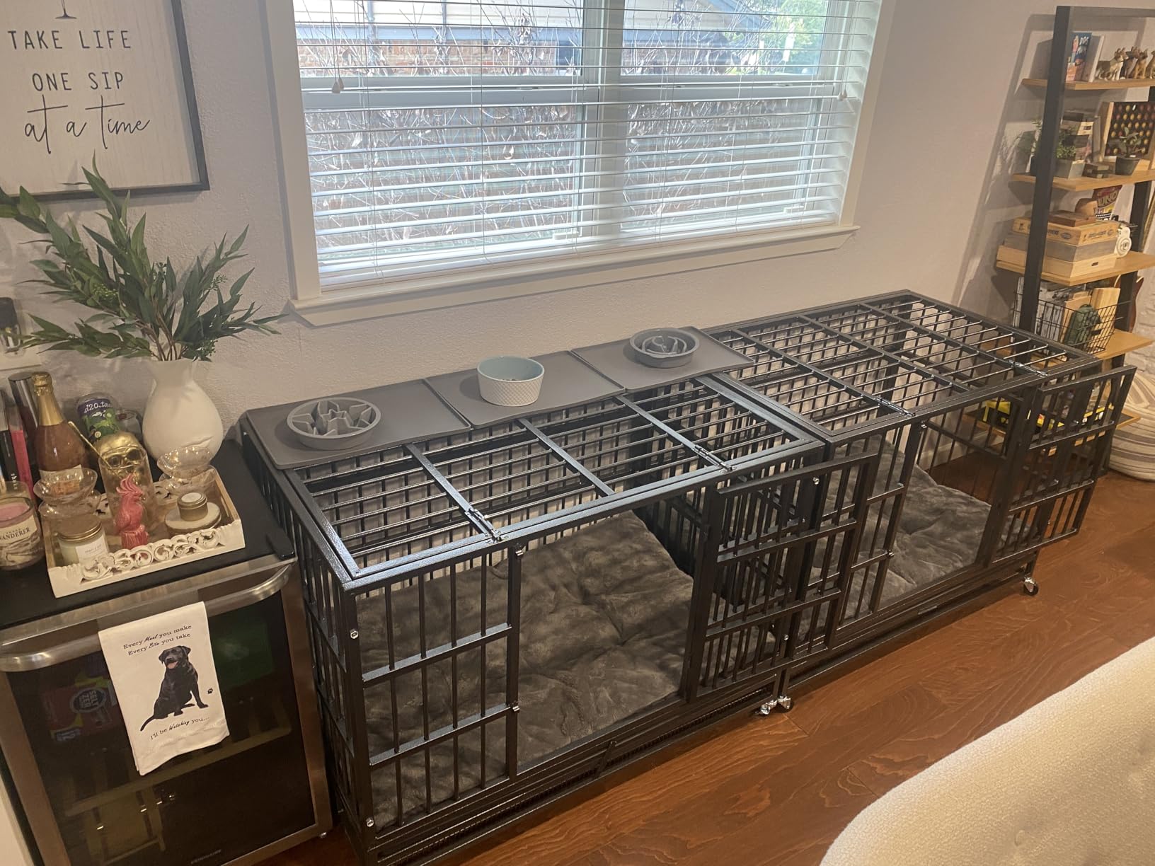 Oranland 48 Inch Heavy Duty Indestructible Dog Crate, Escape-Proof Dog Cage for High Anxiety Dogs, XL Dog Crate for Large Dogs with Sturdy Locks, Double Door, Removable Wire Tray and Wheels customer photo 2