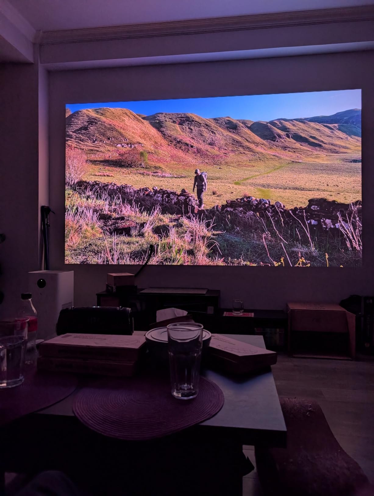 JMGO N1S 4K Smart Portable Projector, Triple Laser, 1100 ISO Lumens, Gimbal Instant Auto Focus, Google TV, Netflix, 110% BT.2020, Wi-Fi 6, HDR10, 10W Dolby Audio, Blu-ray 3D, 200