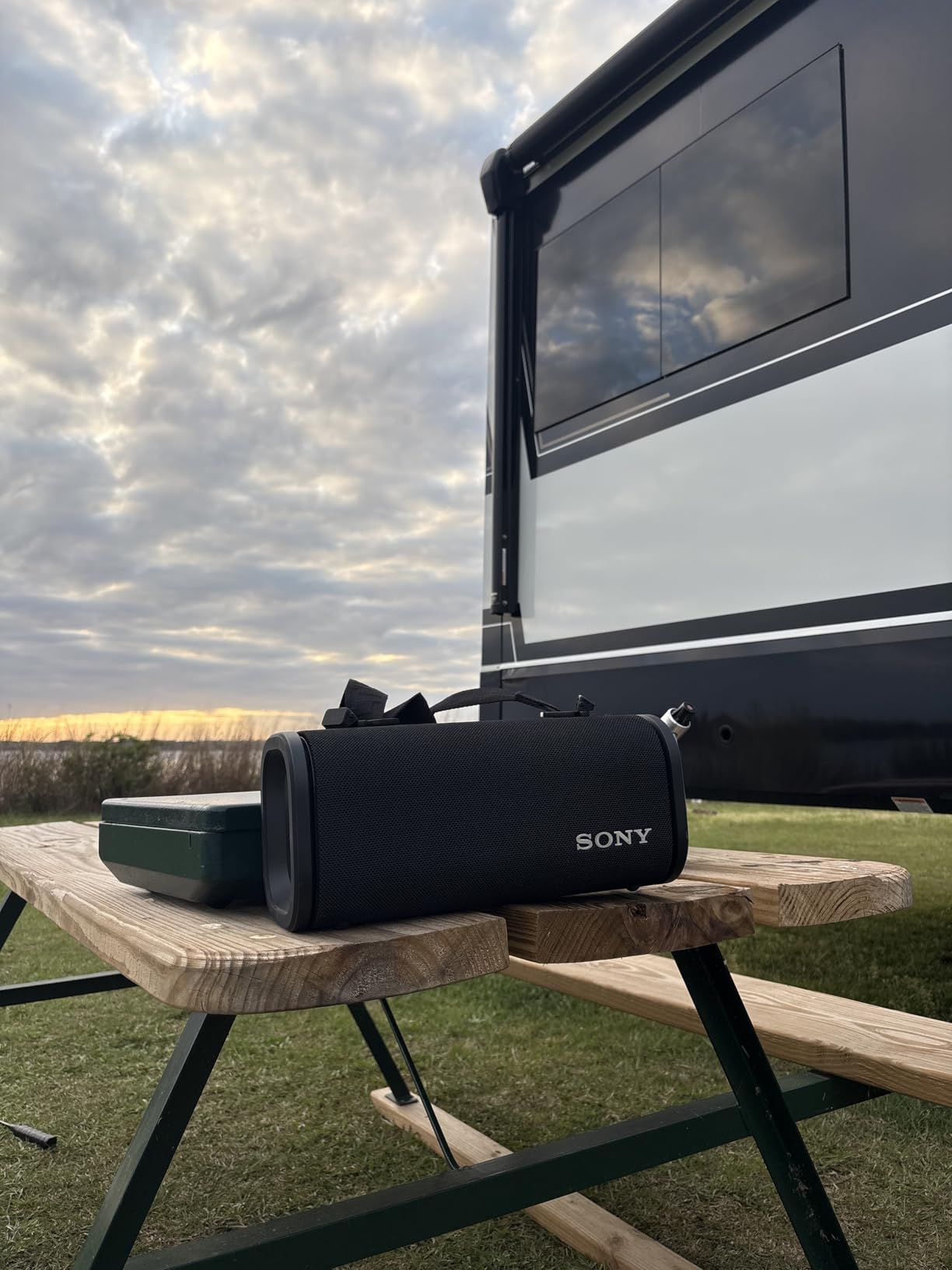 Sony ULT Field 5 Wireless Portable Bluetooth Speaker customer photo 1