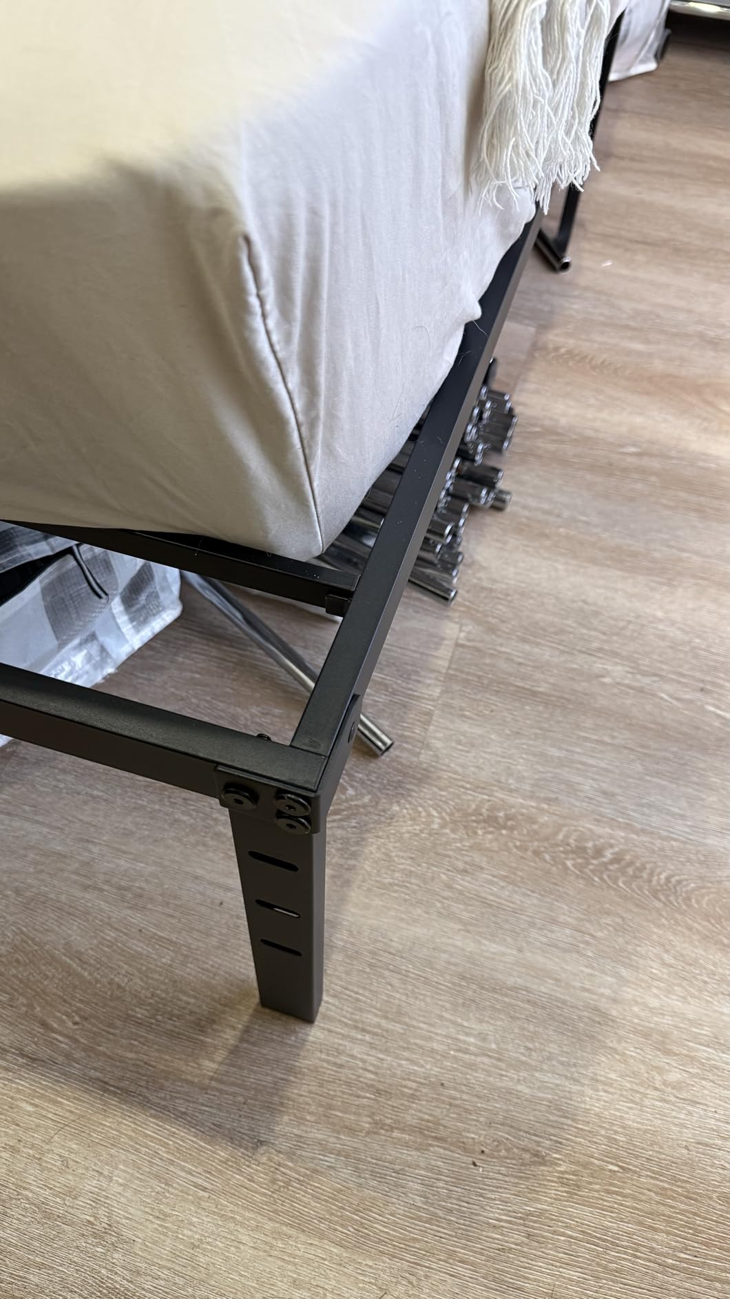 Awara Natural Hybrid Queen Mattress 10 Inch - Certified Organic Natural Latex - Sustainable New Zealand Wool - Fiberglass-Free - 365-Night Trial customer photo 2