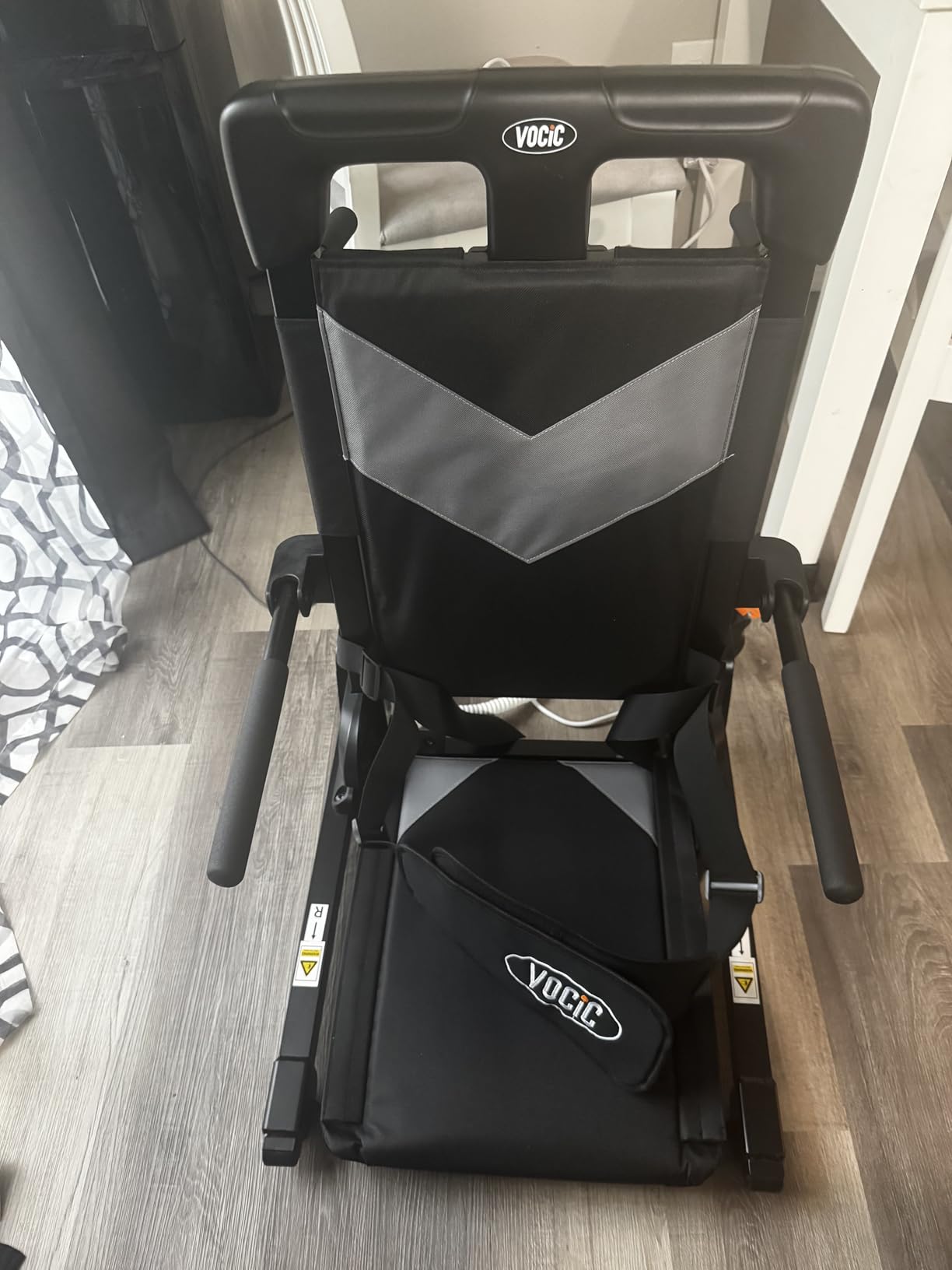 VOCIC Movable Electric Chair Lift with 4 Wheels, Portable Rolling Chair Lift with T-Stabilized Base, Short-Distance Transport, Help Stand from Floor for Seniors, Supports 350 LBS, AX35 customer photo 1