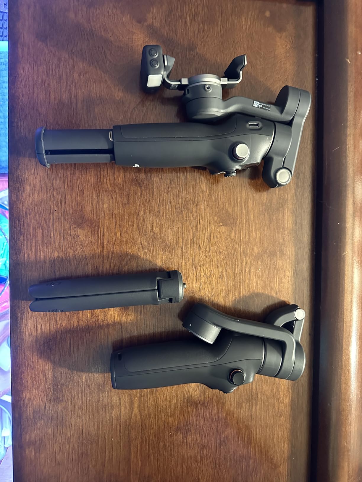 DJI Osmo Mobile 8 Advanced Tracking Combo Gimbal Stabilizer for Phone, AI Native Tracking with Audio & Lighting, 360 Pan Rotation, Built-in Extension Rod & Tripod, 10h Battery, Extension Rod customer photo 2