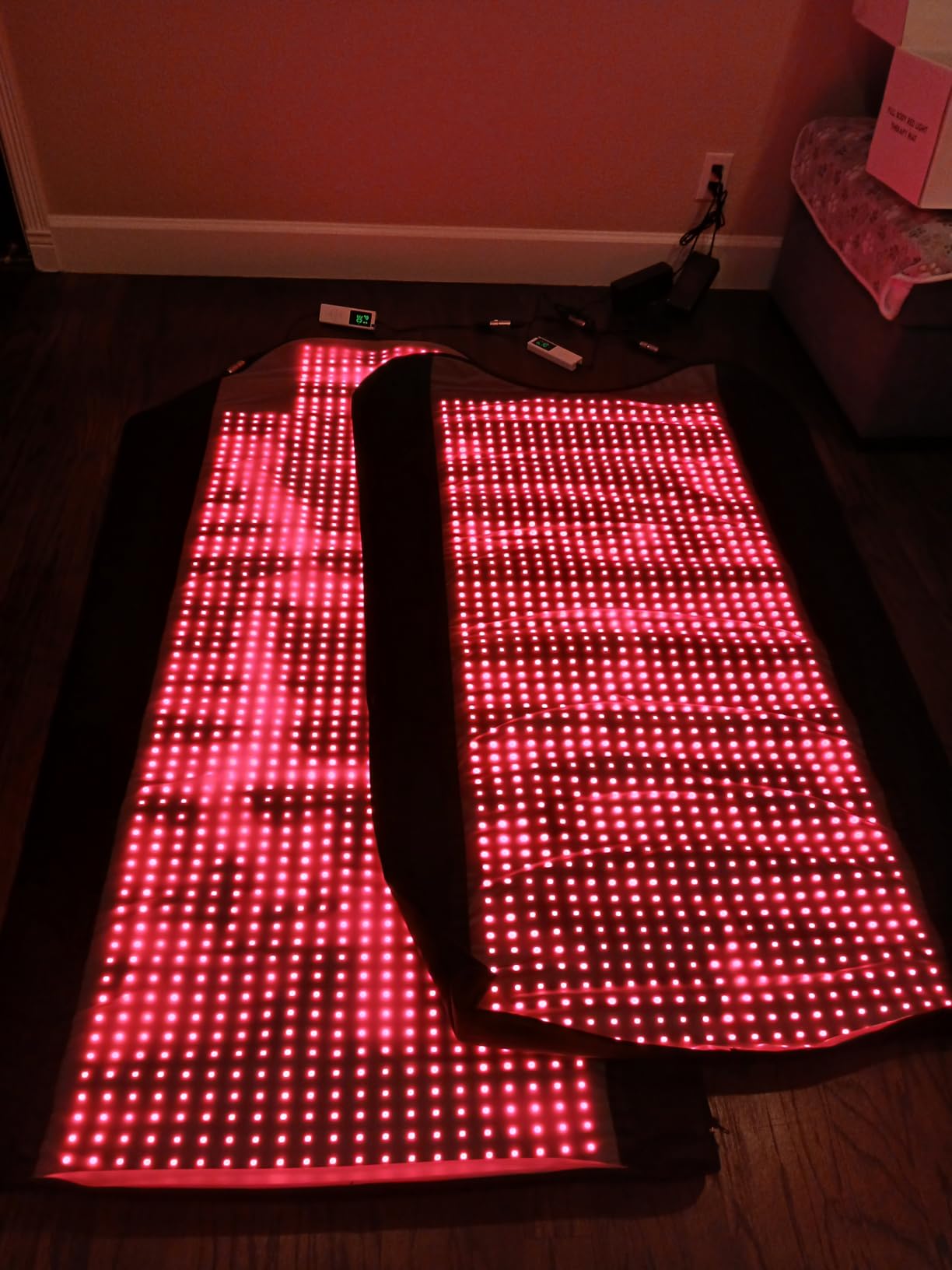 INTEO Dual Red Light Therapy Mat Full Body, 74'' x 34'' Whole Infrared Light Therapy 3 Modes Intensity Red Light with 9 Timing Function, 660nm 850nm Home Red Light Blanket for Body Skin Muscle Joint customer photo 1