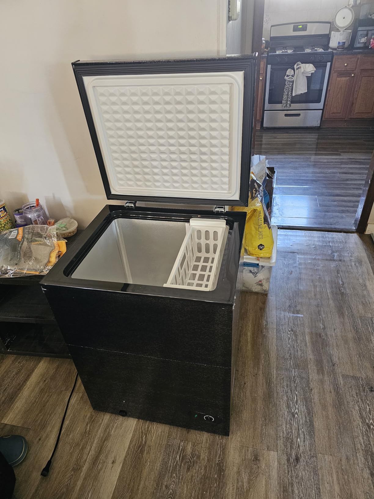 TABU 12.0 Cu Ft Chest Deep Freezer, Large Freestanding with 7 Level Adjustable Thermostat, Black customer photo 2