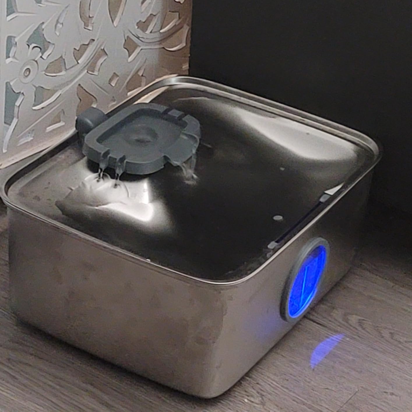 SIBAYS 4Gal/15L Dog Water Fountain, Stainless Steel Large Capacity Pet Water Fountain with Water Level LED Light, Automatic Quiet Dog Water Bowl Dispenser for Large Dogs & Multi-Pet Easy to Clean FS79 customer photo 1