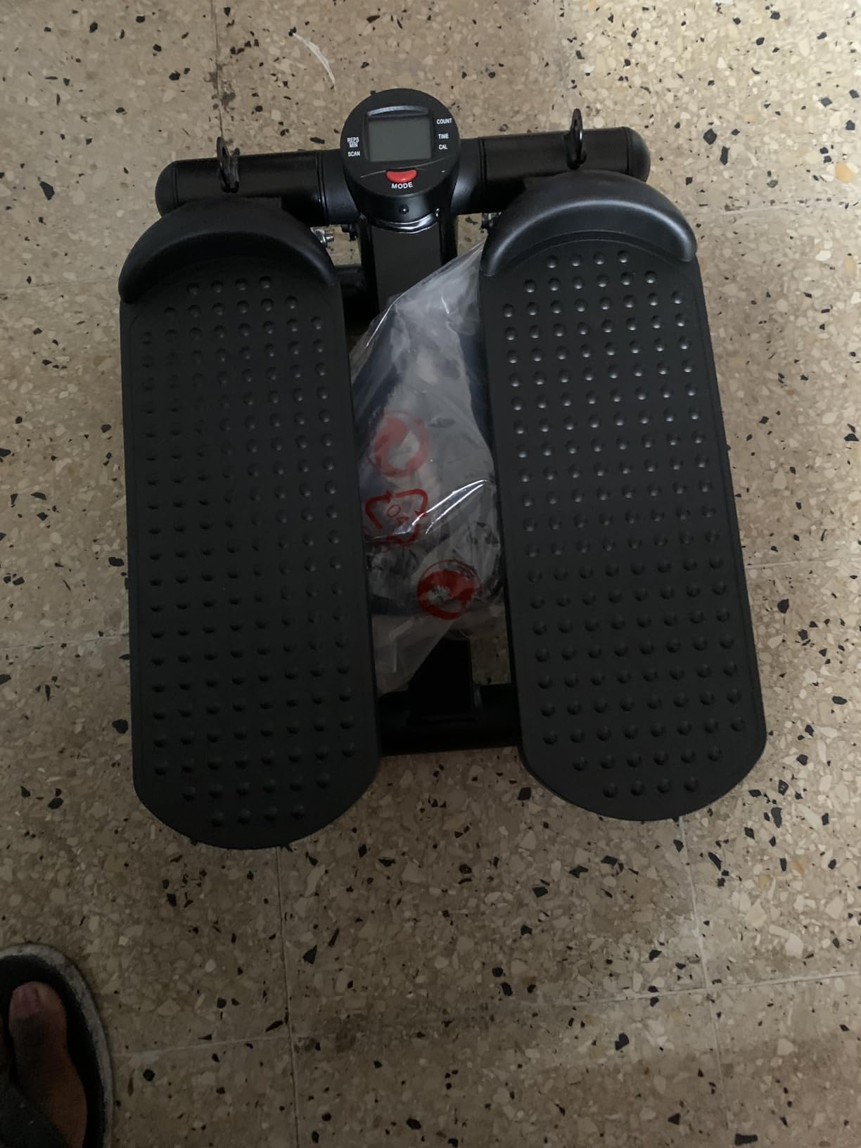 OLIXIS Steppers for Exercise At Home Workout Equipment, Mini Stepper Exercise Machine for Senior Citizens, Twist Stepper with Resistance Bands, Cardio Weight Loss Equipment Home Fitness customer photo 1
