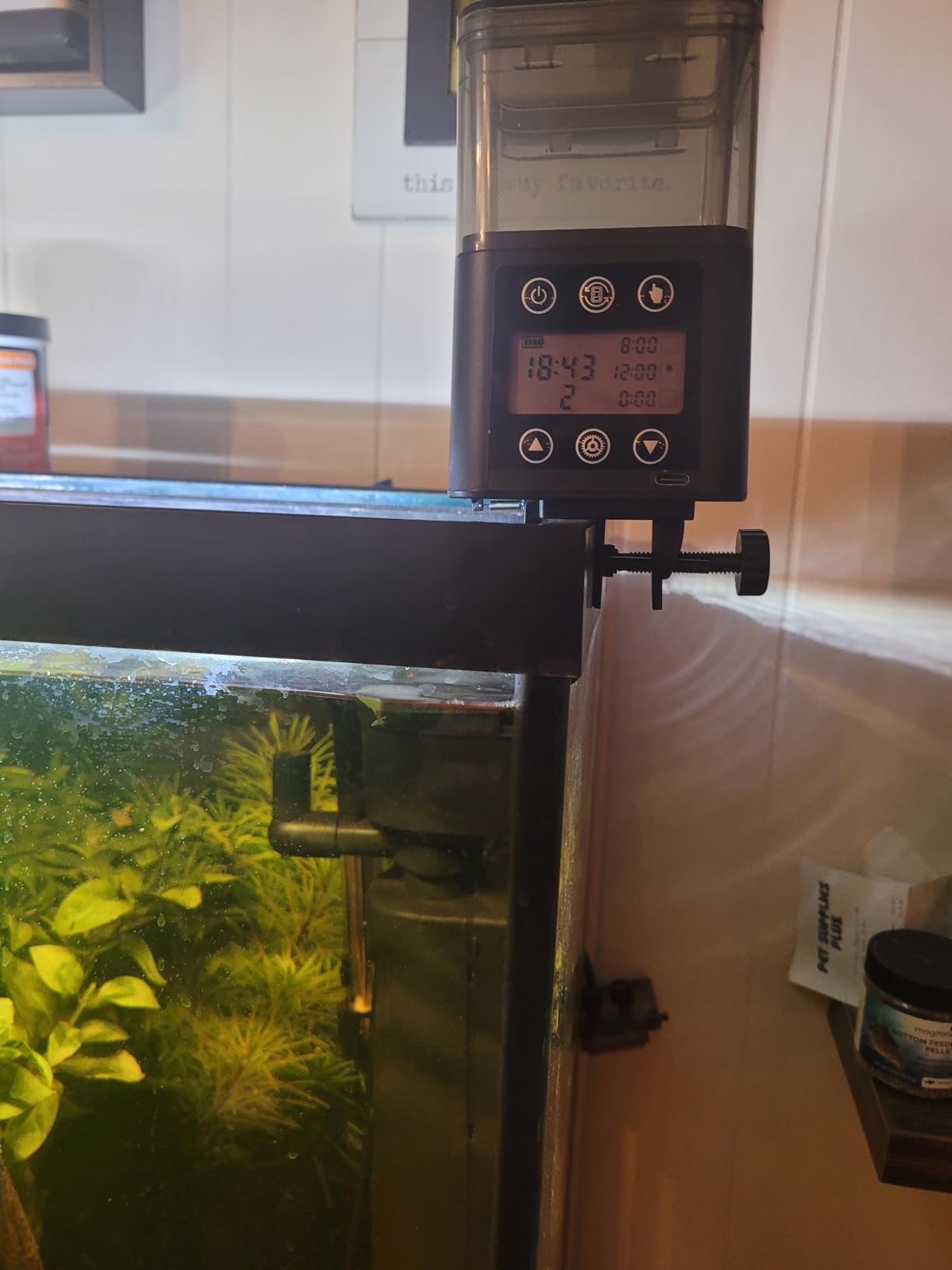 Pawfly Automatic Aquarium Feeder, USB Rechargeable 320 mL Auto Food Dispenser with Timer, Adjustable Vacation Feeder for Pellets, Granules and Powder customer photo 1