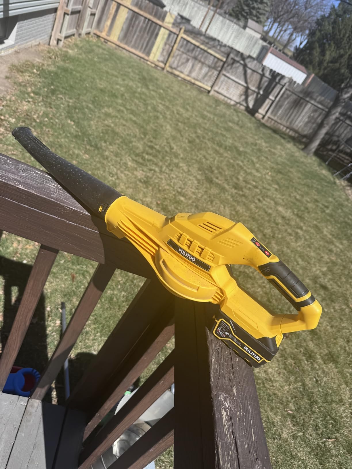Leaf Blower Cordless with 2X 4.0Ah Batteries and Charger, 150MPH Lightweight Cordless Blower, 3 Speeds Small Battery Operated Leaf Blowers for Lawn Care, Patio, Yard, Leaves, Grass, Dust (Yellow) customer photo 1