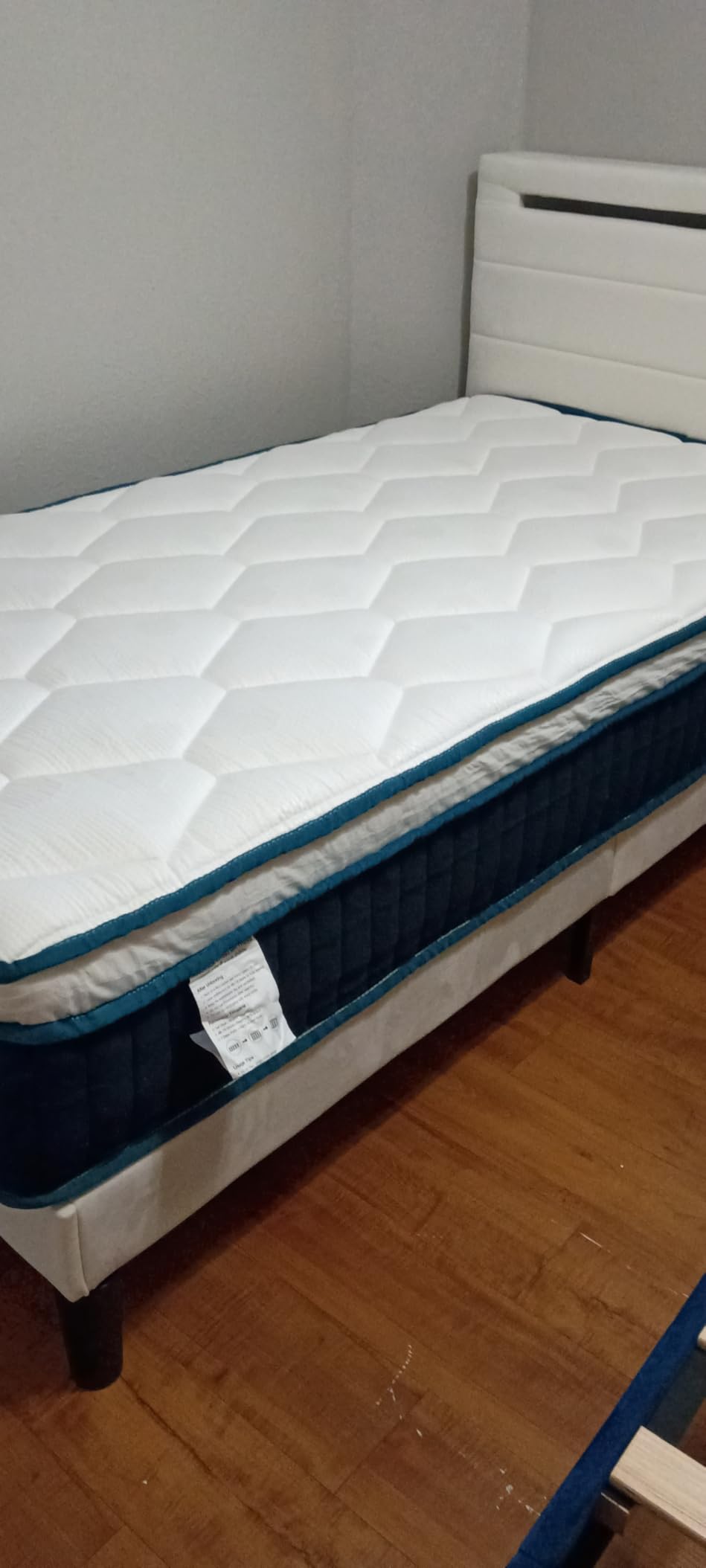 inight 12 Inch Queen Hybrid Mattress Firm, Heavy Duty Support for Plus Size & Back Pain, Nebulign Foam, Fiberglass-Free & CFR 1633 Compliant customer photo 2
