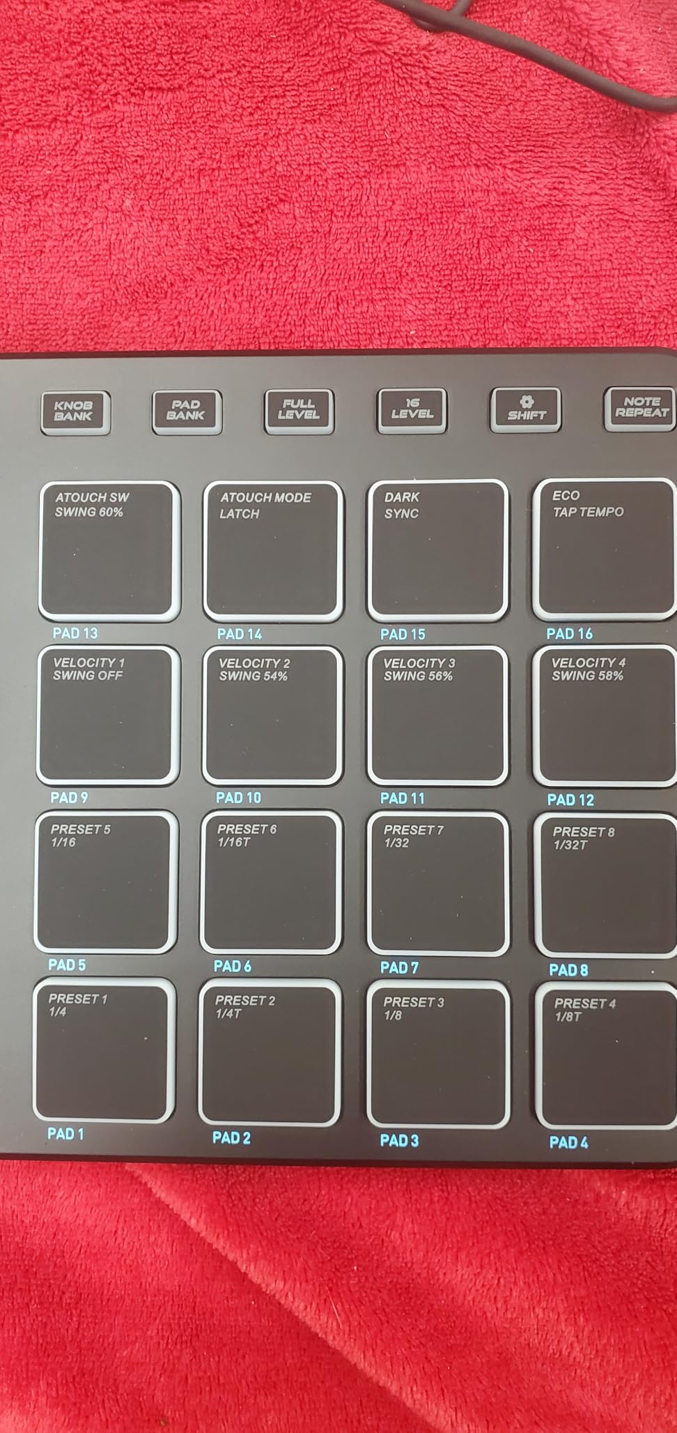 JP-1 MIDI Pad Controller with Wireless Connection, 16 RGB Beat Pads for Music Production, Portable Beat Maker for Beginners, Finger Drumming, Sampling, Looping on Laptop, Tablet, Phone customer photo 1