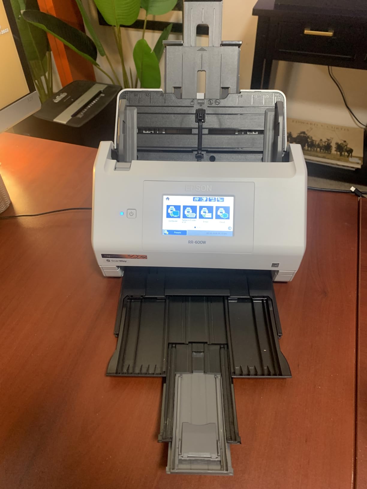 Epson RapidReceipt RR-620W Wireless Receipt & Document Scanner customer photo 1