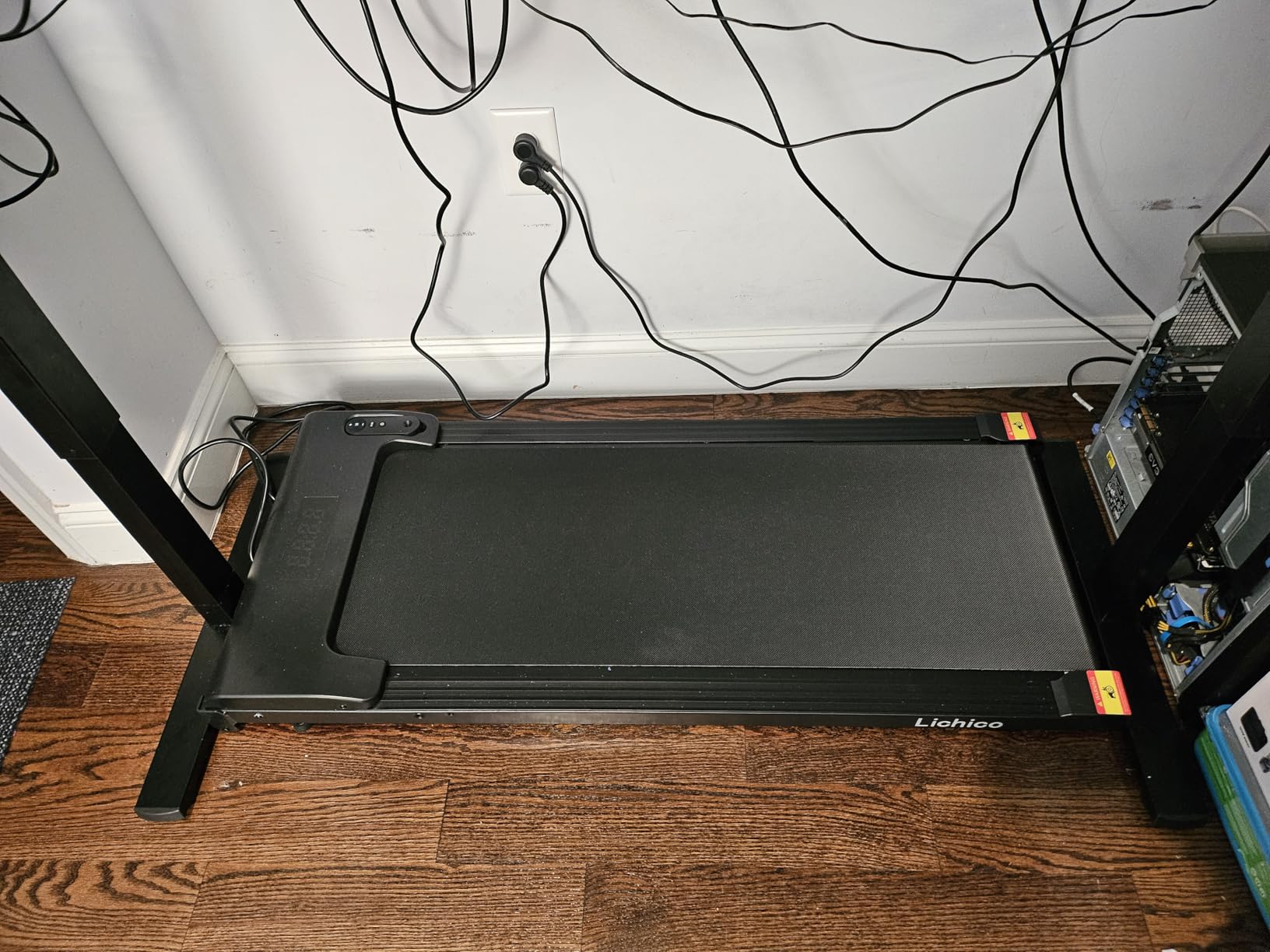 NeoSilent Walking Pad Under Desk Treadmill for Home & Office with BLDC Core and Extra-Large Belt, App Control, Portable and Compact for Small Space customer photo 2