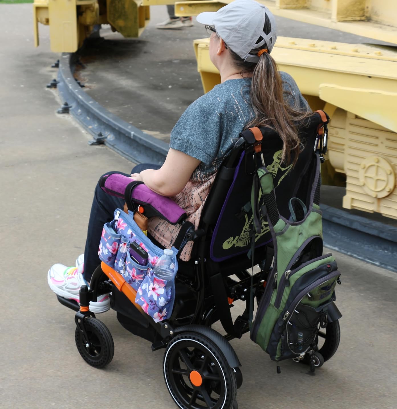 Electric Wheelchair for Adults, 36LBS Lightweight Electric Wheelchairs, 500W Brushless Motor Power Wheelchair, Foldable Motorized Wheelchair for Seniors, Airline Approval, 30Miles, Carbon customer photo 2