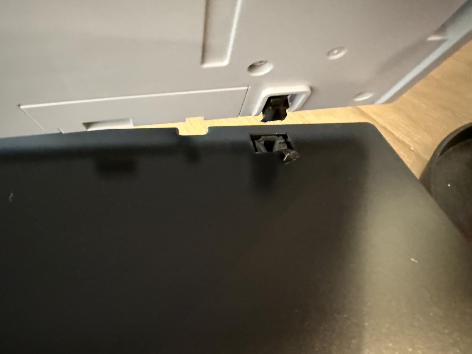 Epson Perfection V600 Photo Wired USB Connectivity Color Scanner - 6400 x 9600 dpi, Enlargements up to 17