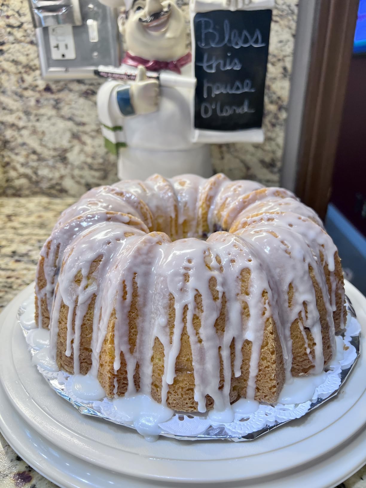 Nordic Ware Anniversary Bundt, 15 Cup, Silver customer photo 2