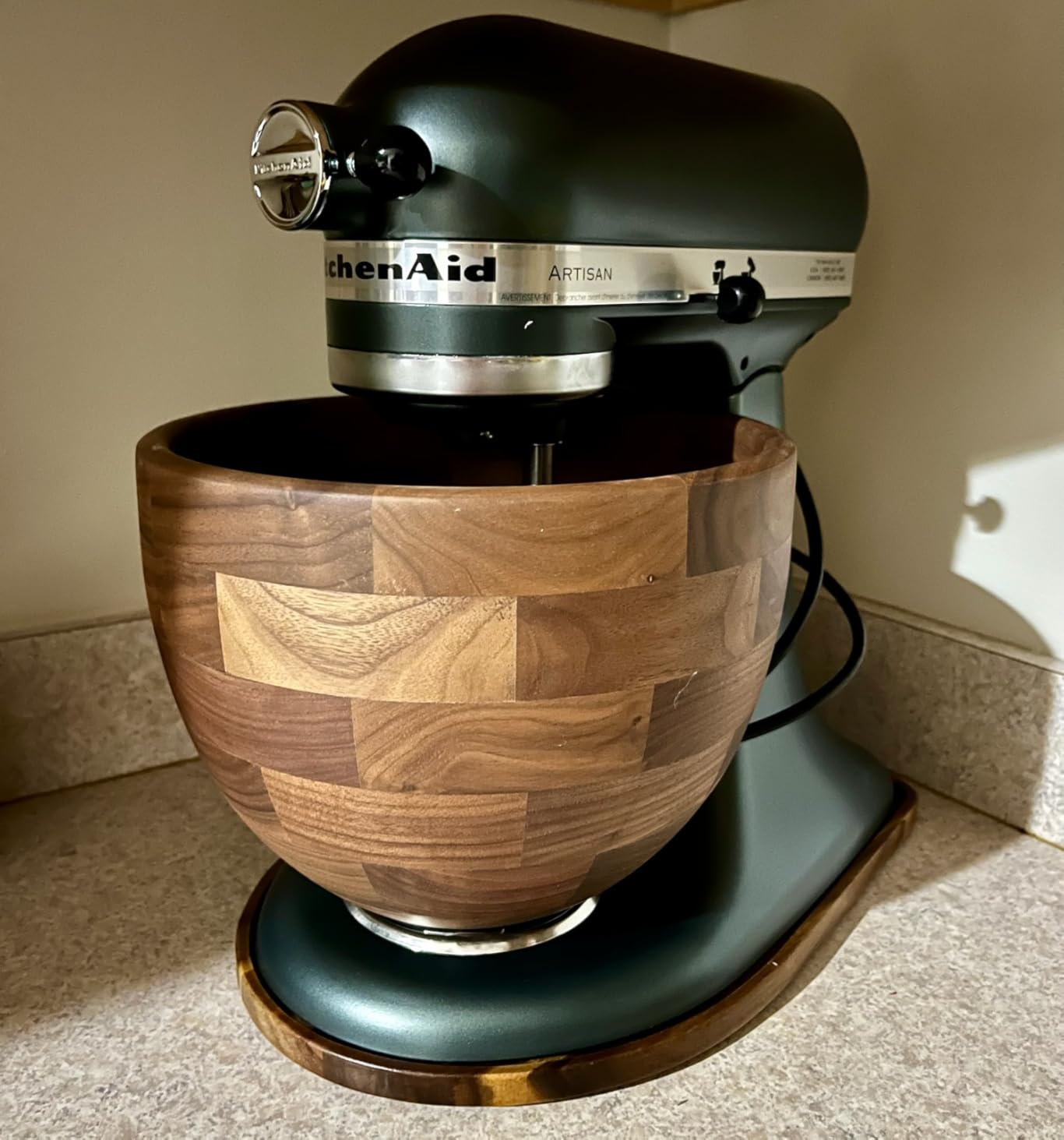 KitchenAid Artisan, 5-Qt Tilt Head Stand Mixer, KSM150PS, Almond Cream customer photo 2
