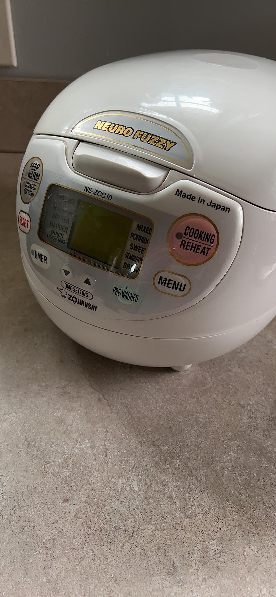 Zojirushi NS-ZCC10 Neuro Fuzzy Rice Cooker and Warmer (White) customer photo 2