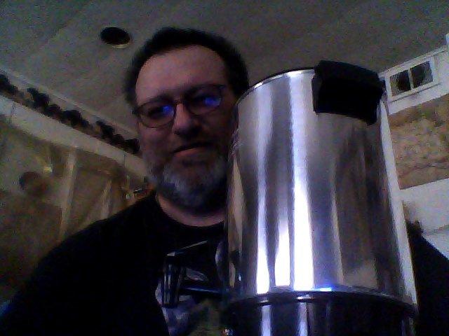 West Bend Coffee Urn Highly-Polished Aluminum Features Automatic Temperature Control with Cup Per Minute Brewing and Easy Clean Up Includes In-Basket Measuring Guide and Ready Light, 30-Cup, Silver customer photo 2