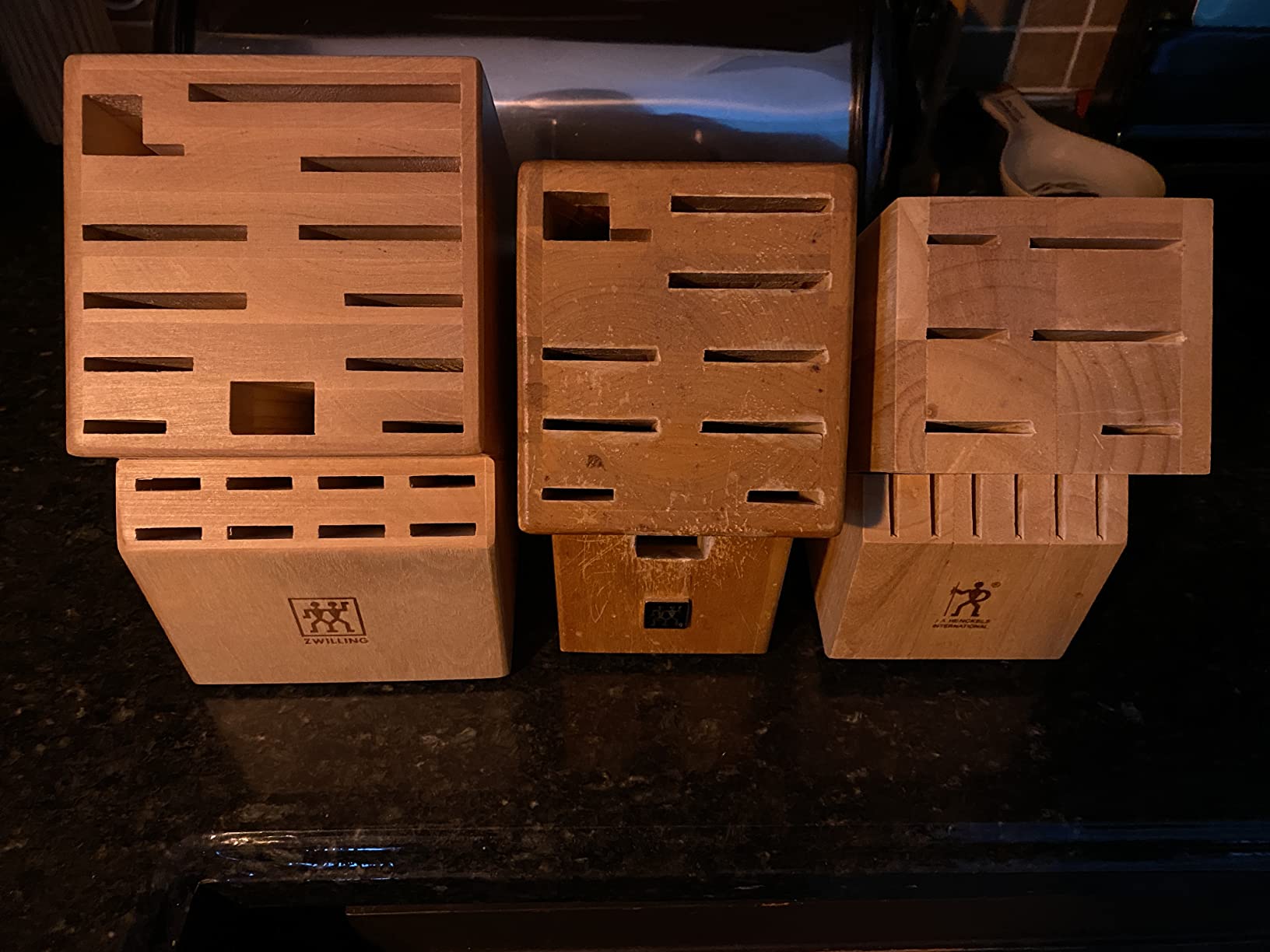 ZWILLING 20-Slot Super Knife Storage Block, Hardwood customer photo 1