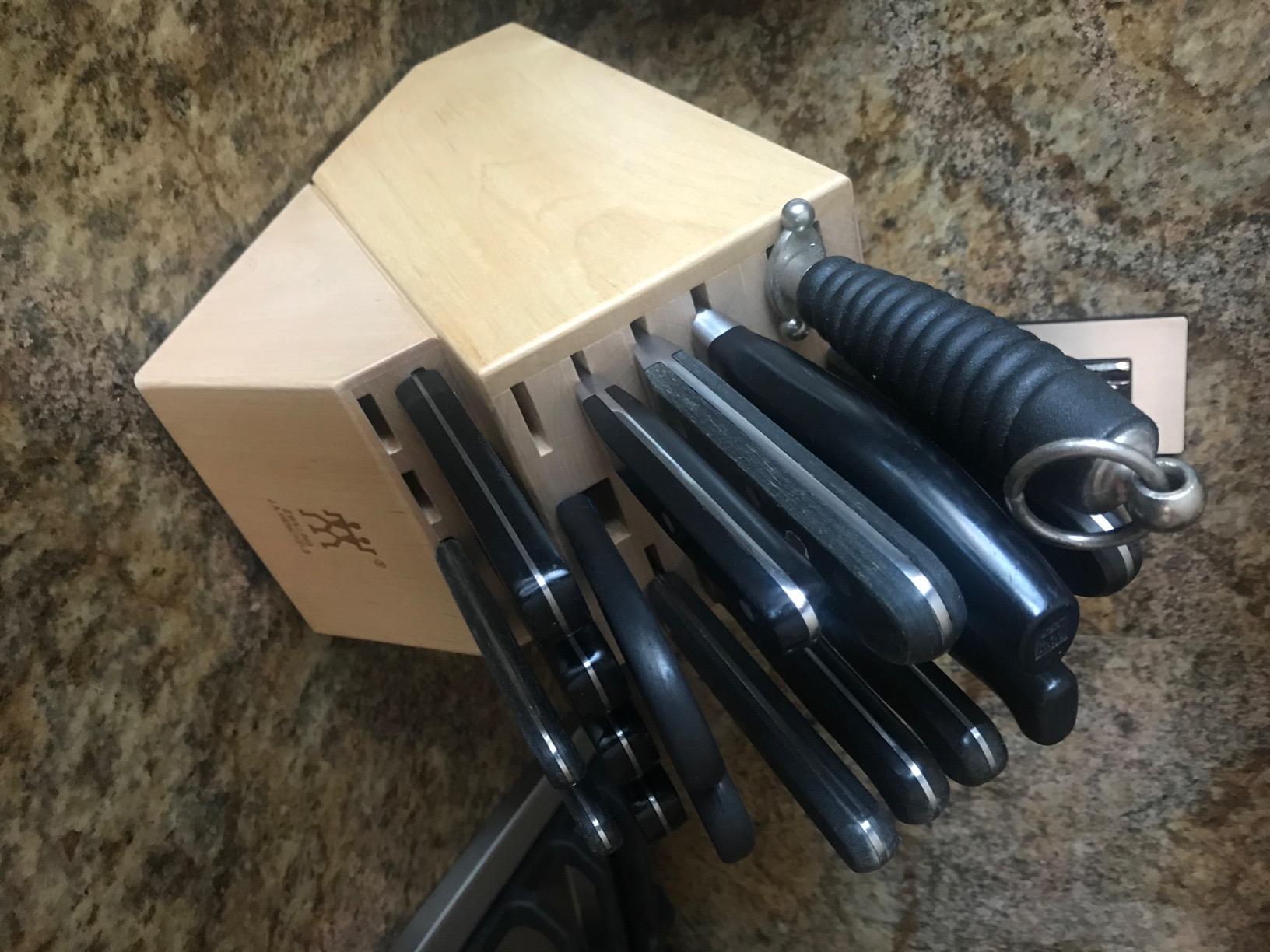 ZWILLING 20-Slot Super Knife Storage Block, Hardwood customer photo 2