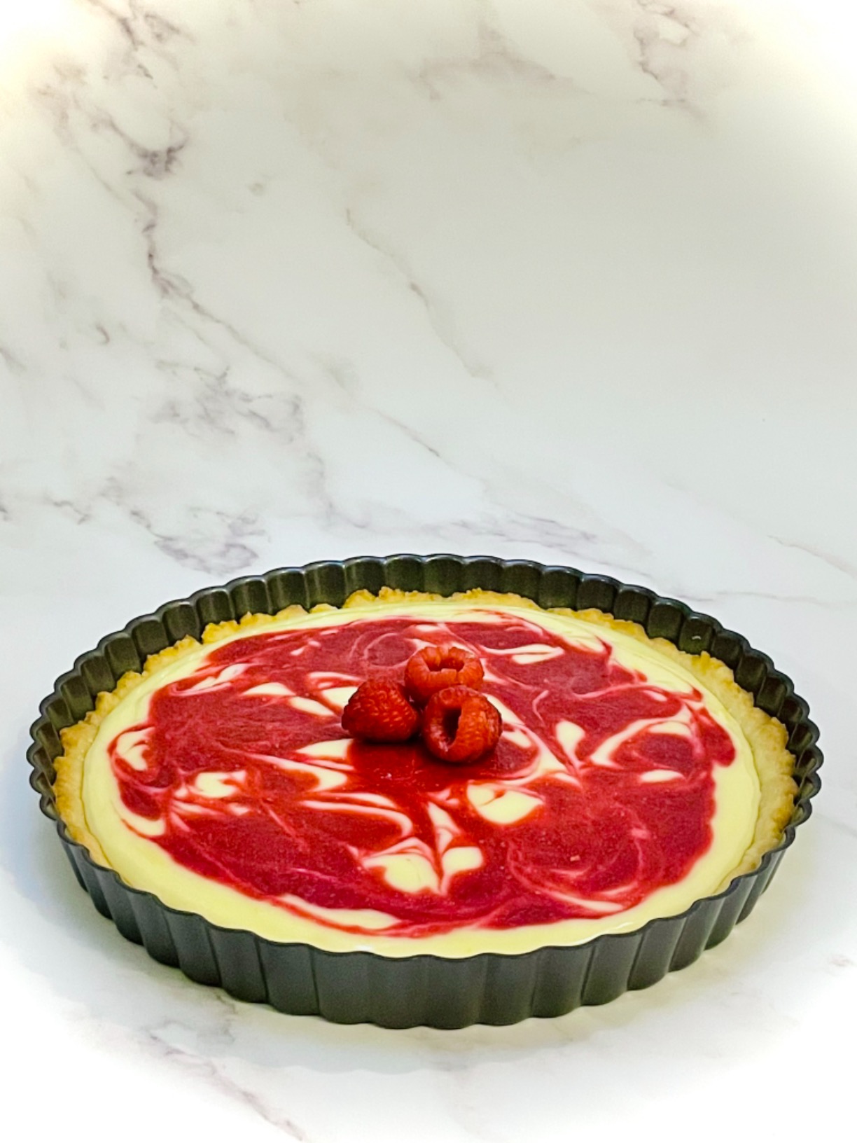 Wilton Excelle Elite Non-Stick Tart and Quiche Pan with Removable Bottom, 9-Inch, Steel customer photo 2