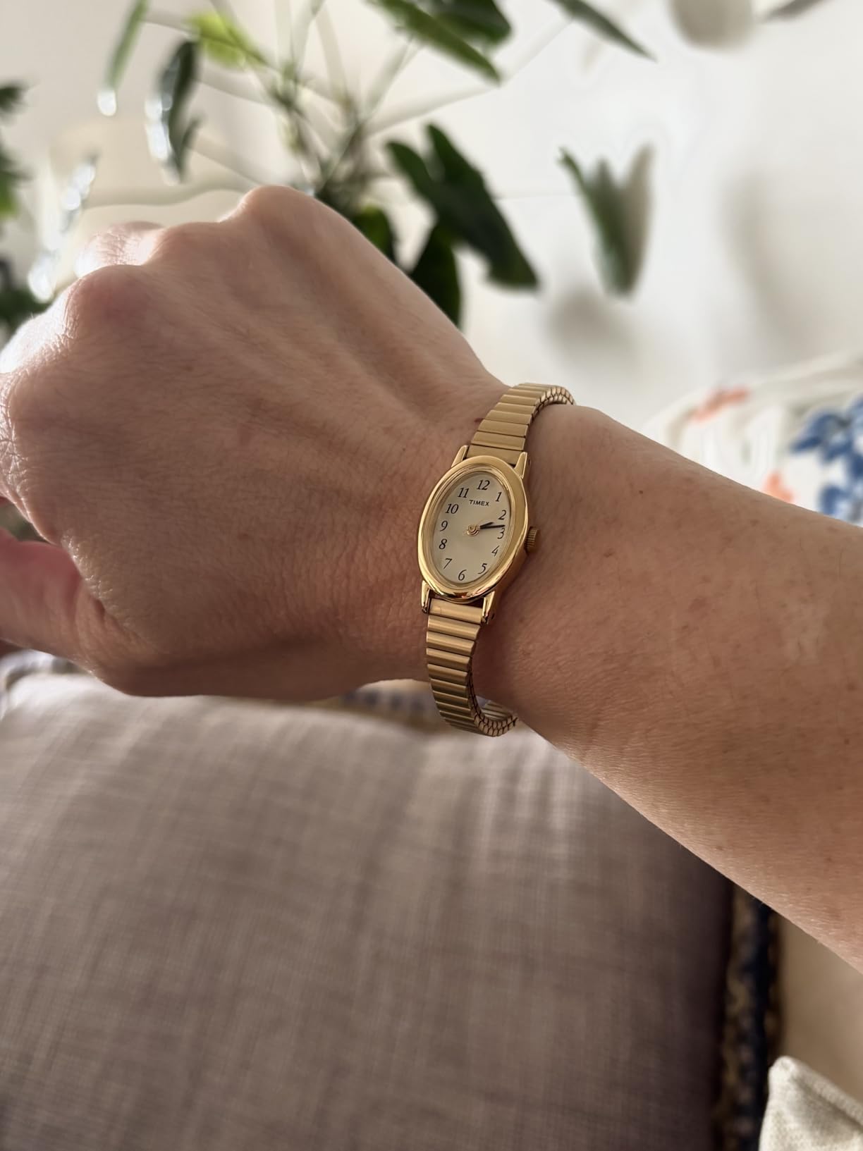 Women's Cavatina Watch - Mother-of-Pearl Dial Gold-Tone Case customer photo 1