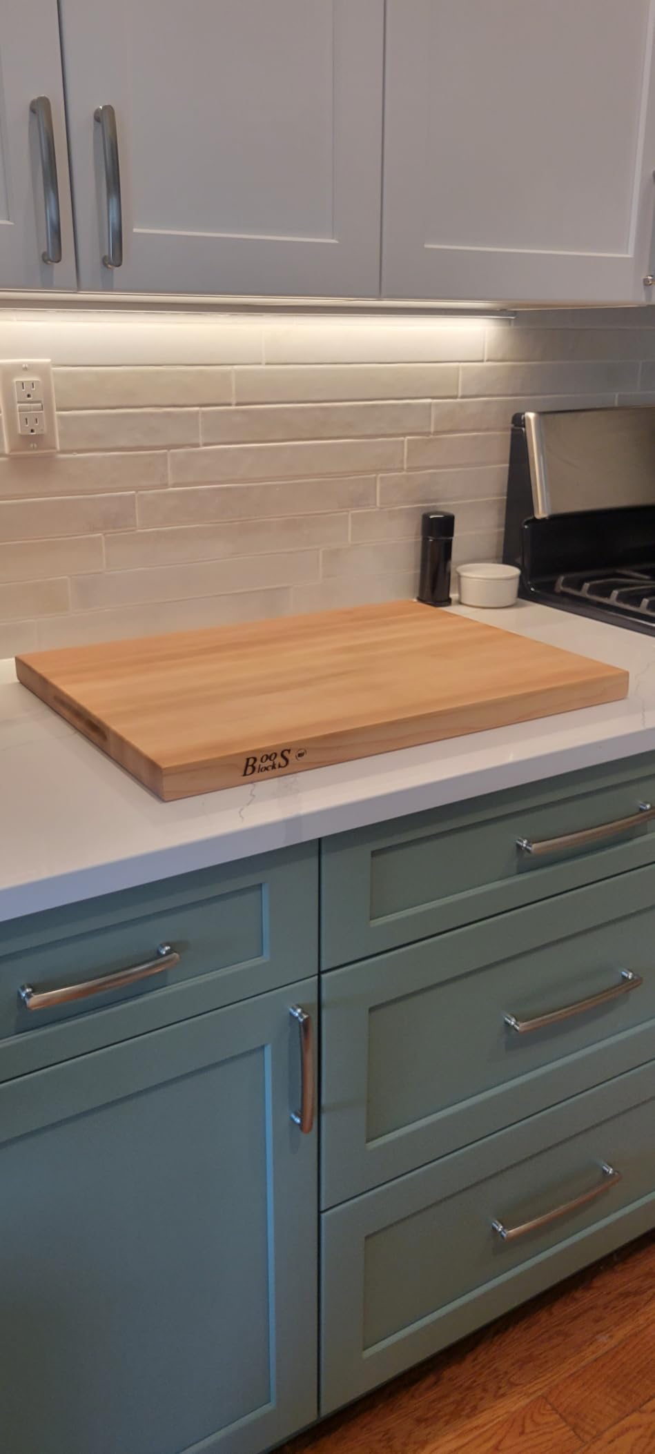 John Boos R-Board Series Rectangular Wooden Maple Cutting Board 24