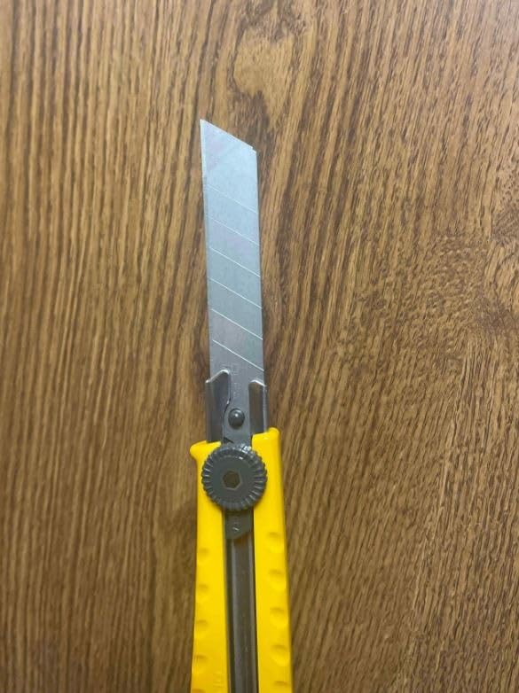 OLFA 18mm Heavy-Duty Utility Knife (L-1) - Ratchet Lock, Snap-Off Japanese Tool Steel Blade customer photo 1