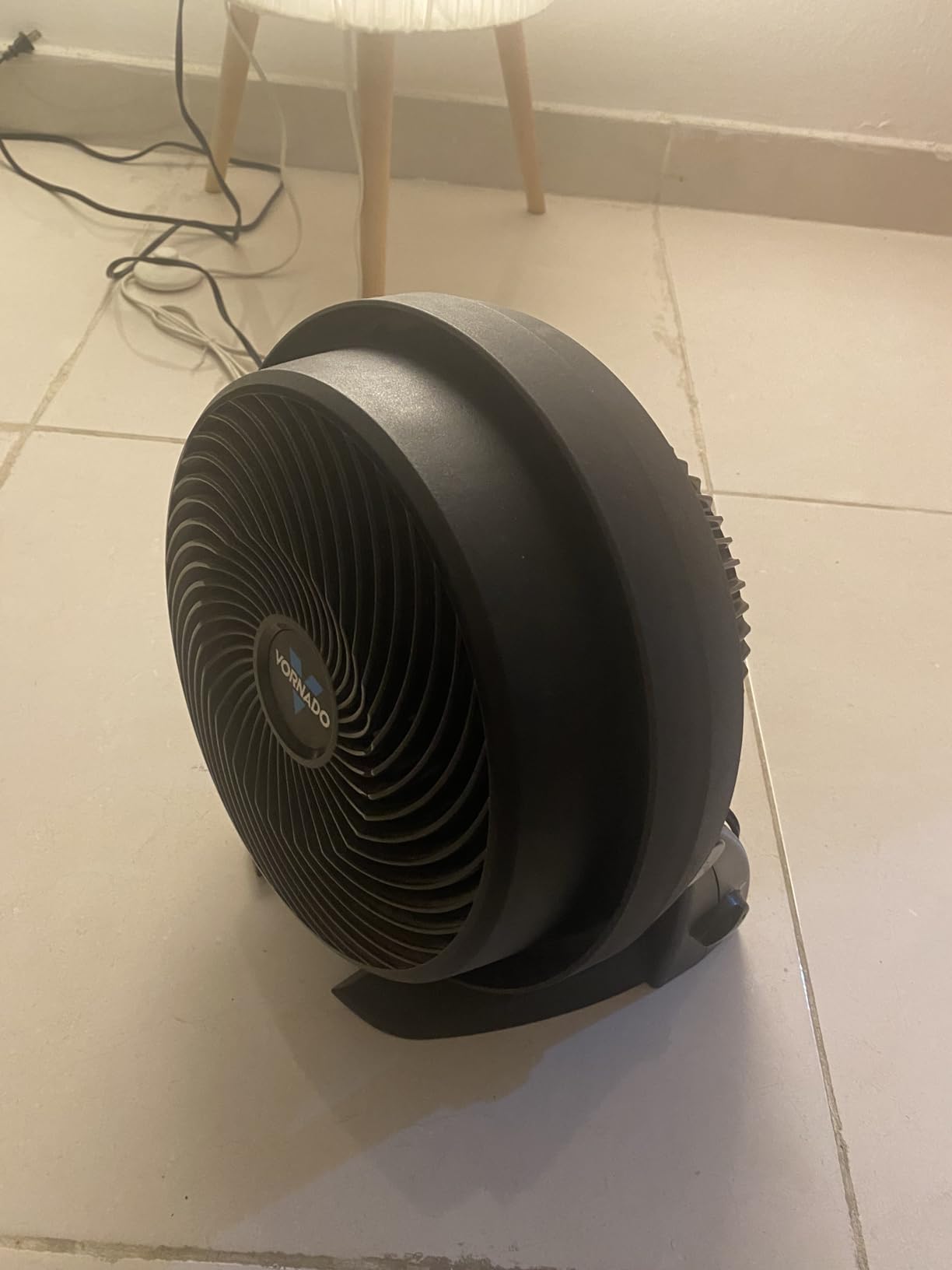 Vornado 630 Medium Air Circulator Fan, 3 Speed, Adjustable Tilt, Black | Whole Room Air Circulator, Floor Fan for Bedroom, Office, Home, 9 in, Quiet Cooling, Medium Electric Fan customer photo 2