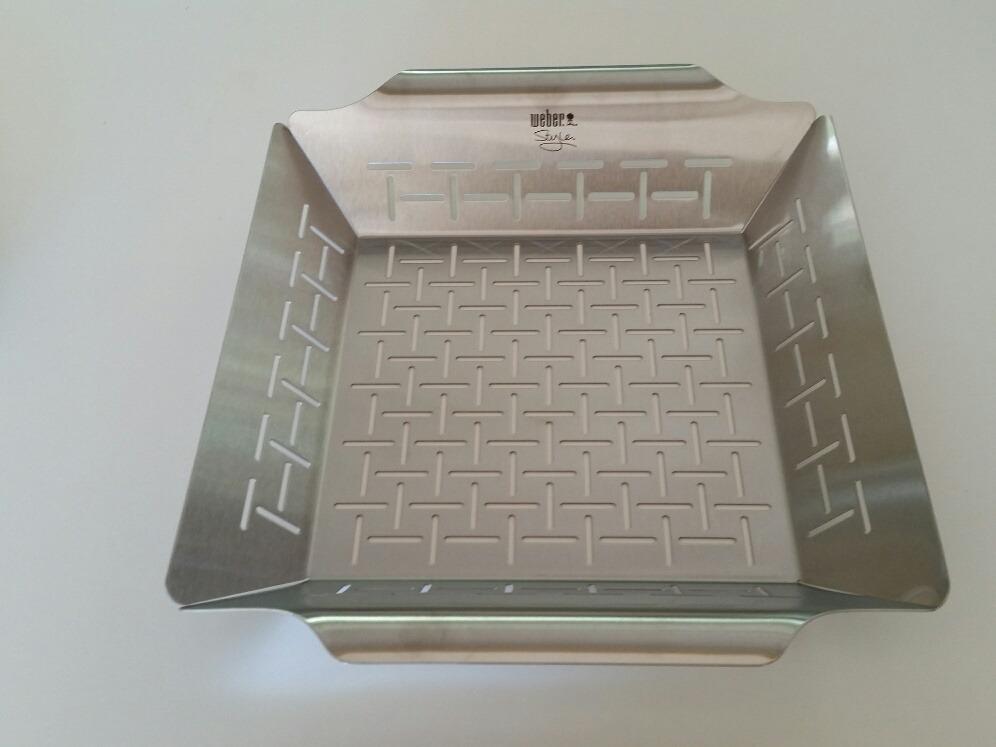 Weber Deluxe Grilling Basket, Stainless Steel for Gourmet Grilling - Grill Basket for Vegetables, Seafood & Small Foods, Durable BBQ Cooking Accessory for Charcoal & Gas Grills customer photo 1